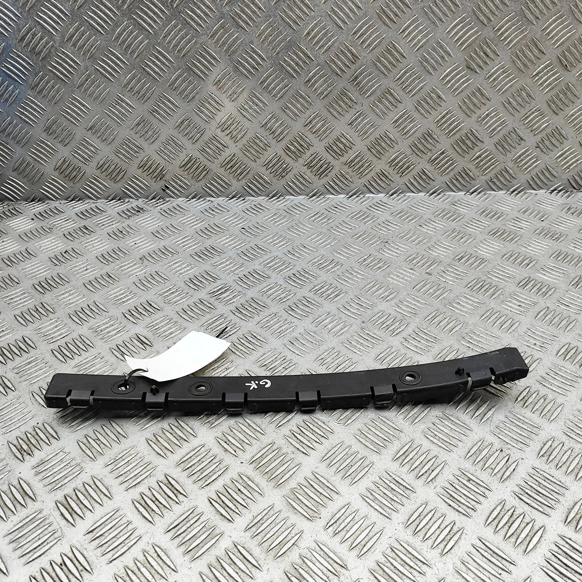Ferrari California Rear Left Bumper Bracket Rear Left Bumper Bracket — FERRARI CALIFORNIA (...