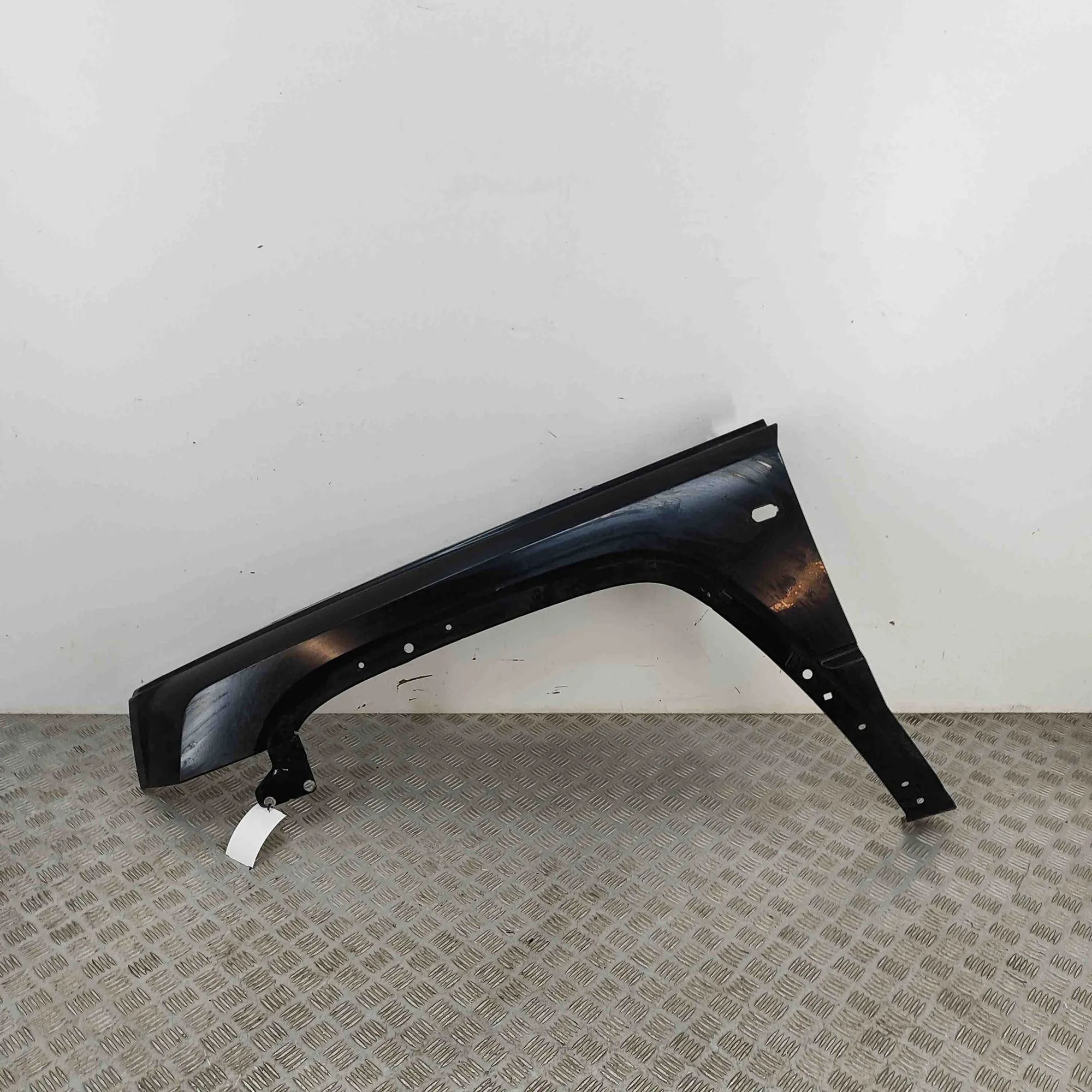 Jeep Commander Front Left Fender
