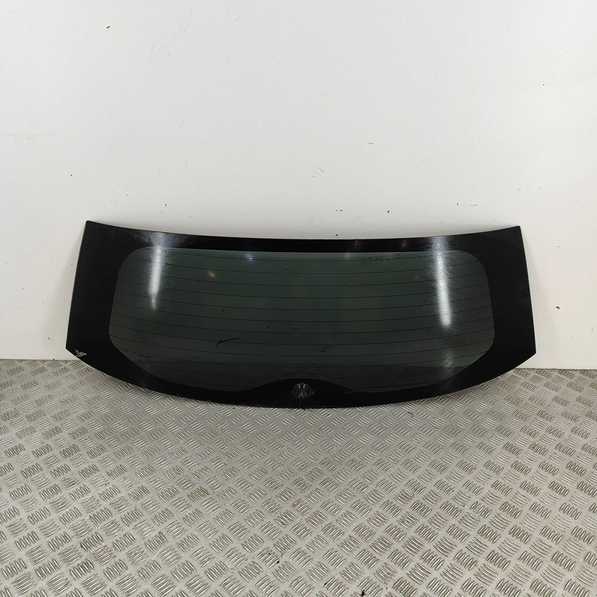Suzuki Grand Vitara Rear Window glass Rear window glass — SUZUKI VITARA (LY) (2015-.....