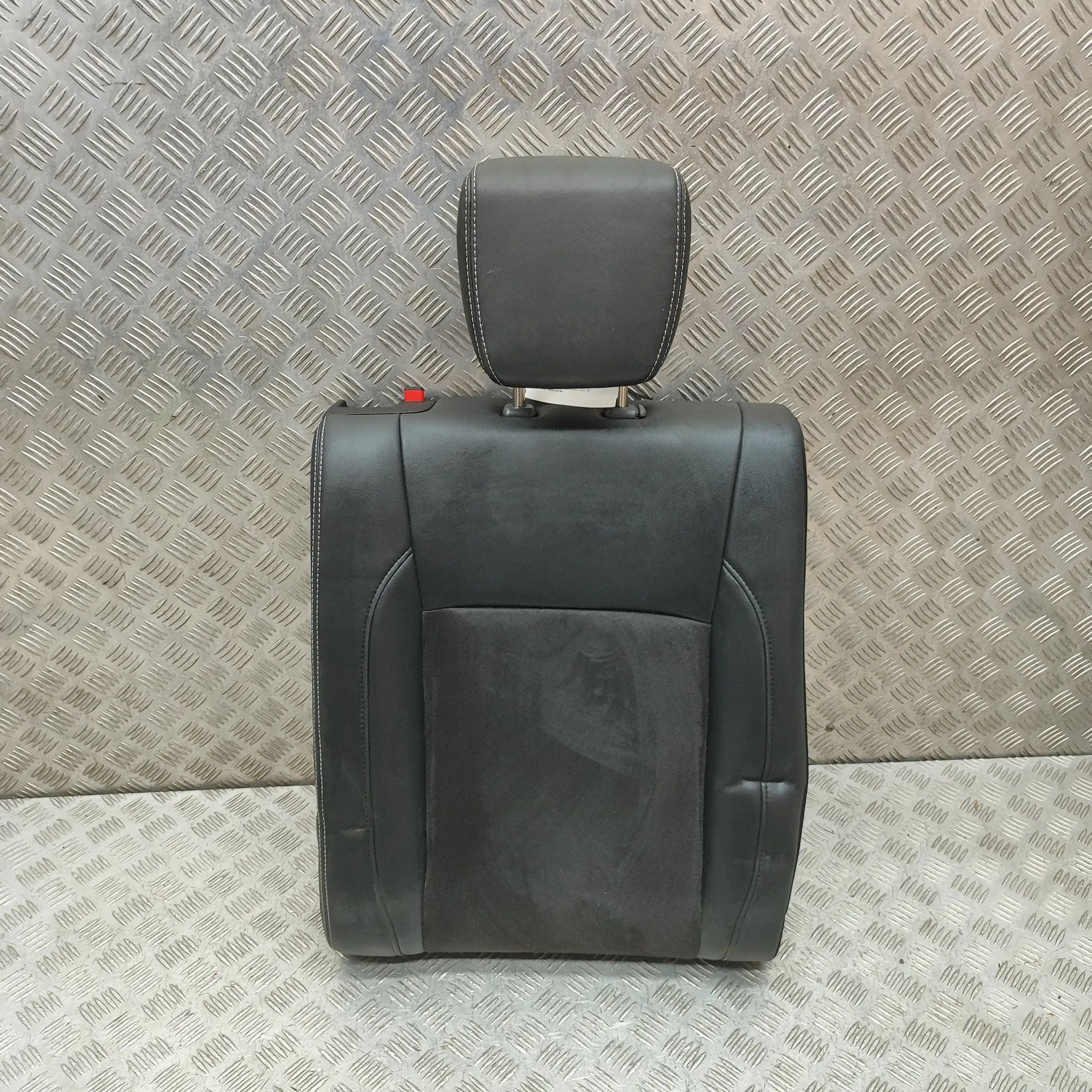 Suzuki Grand Vitara Rear seat Rear seat — SUZUKI VITARA (LY) (2015-...) — 873...