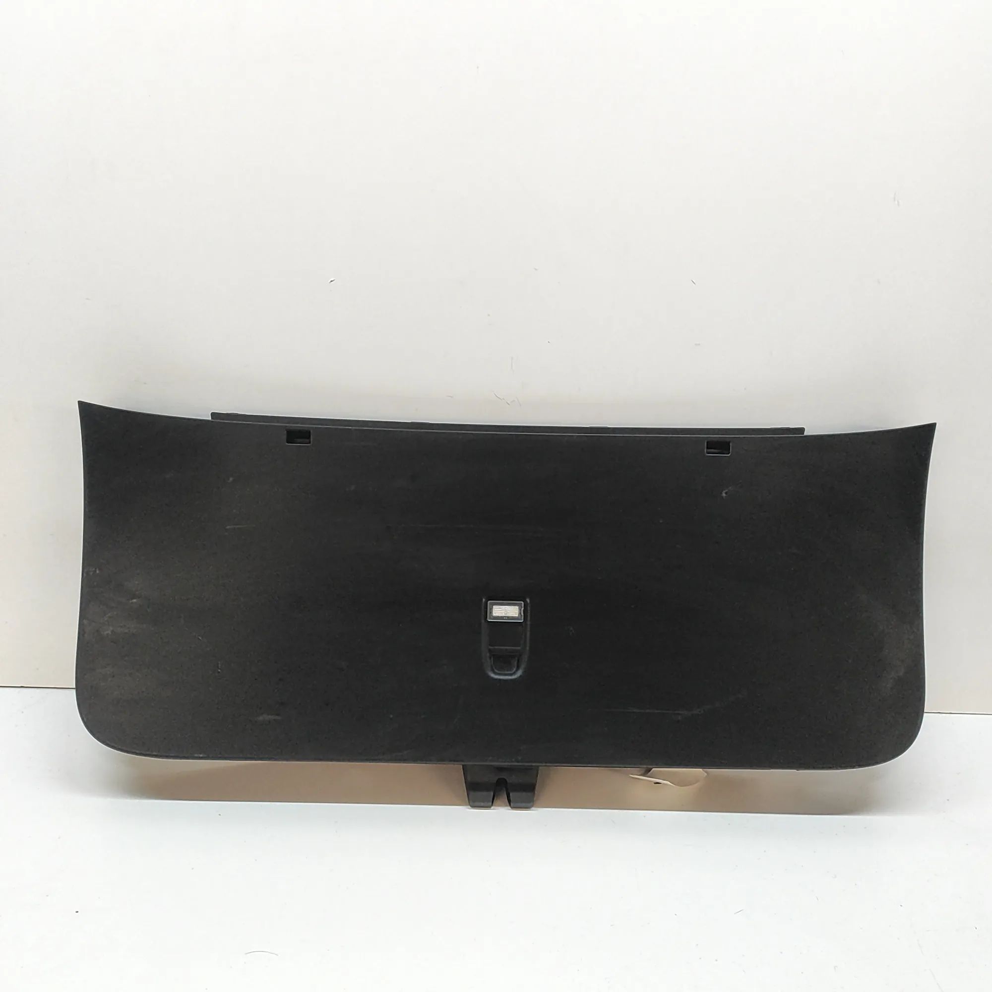 Tesla Model X Tailgate Bootlid Cover Trim Tailgate Bootlid Cover Trim — TESLA MODEL X (20...