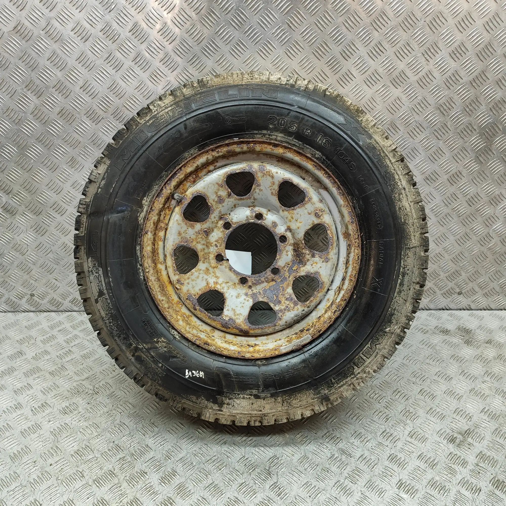 Nissan Patrol (Y60) Alloy Wheel Alloy wheel — NISSAN PATROL (III/2 Hardtop K260...