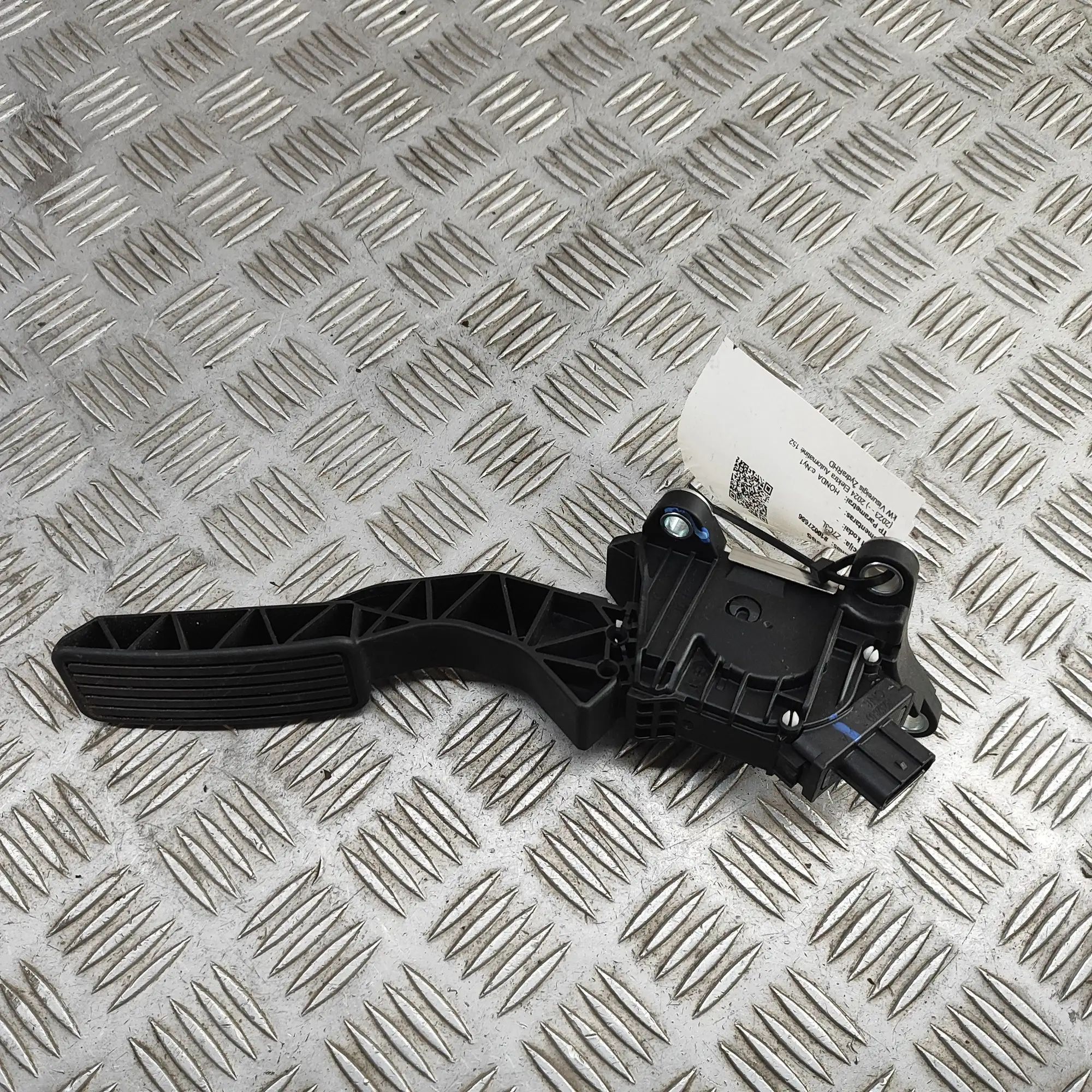 Honda HR-V / e:Ny1 Throttle Pedal Throttle Pedal — HONDA E:NY1 (2023-...) — 17800...