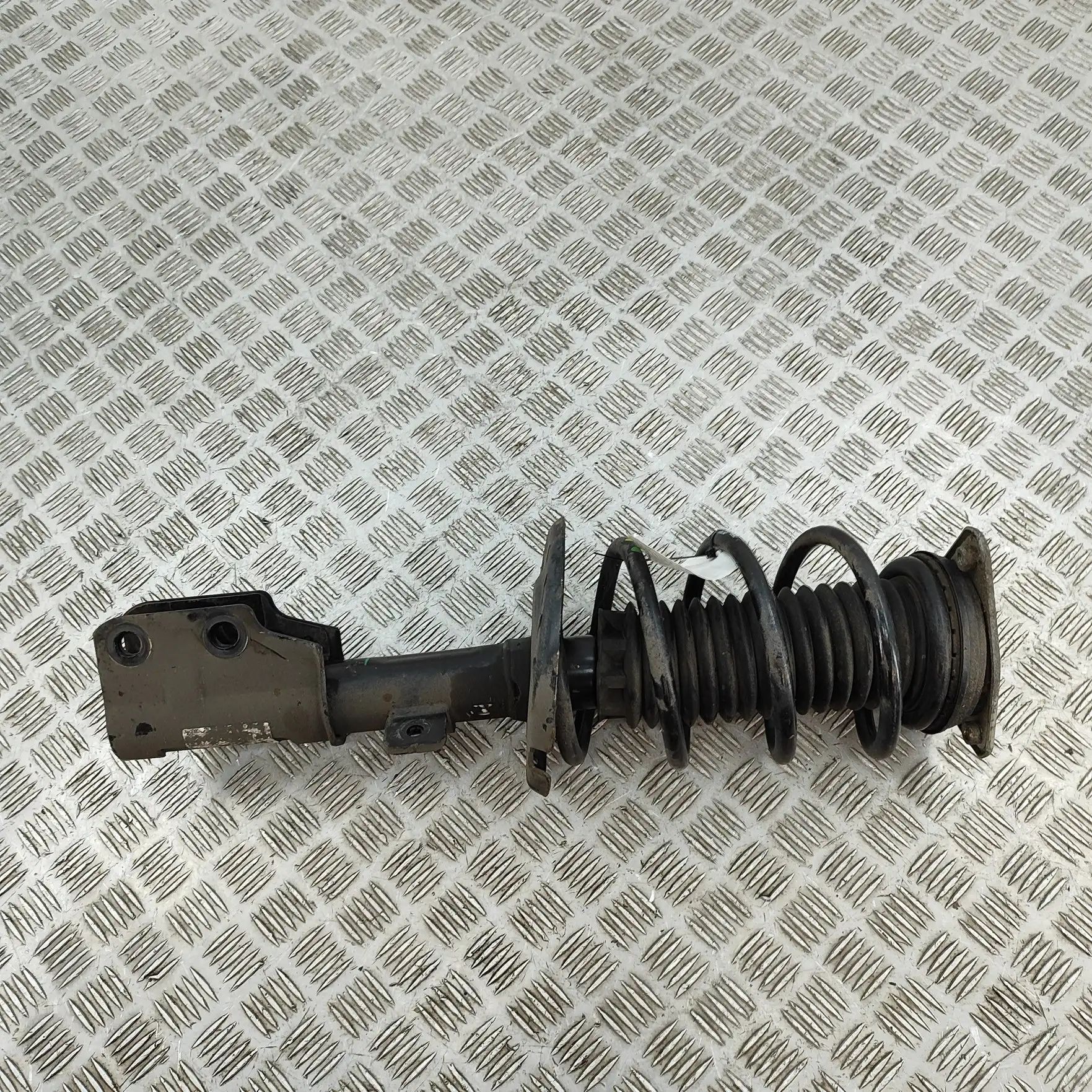 Peugeot 3008 Shock absorber — front right Shock absorber — front right — PEUGEOT 3008 (II...