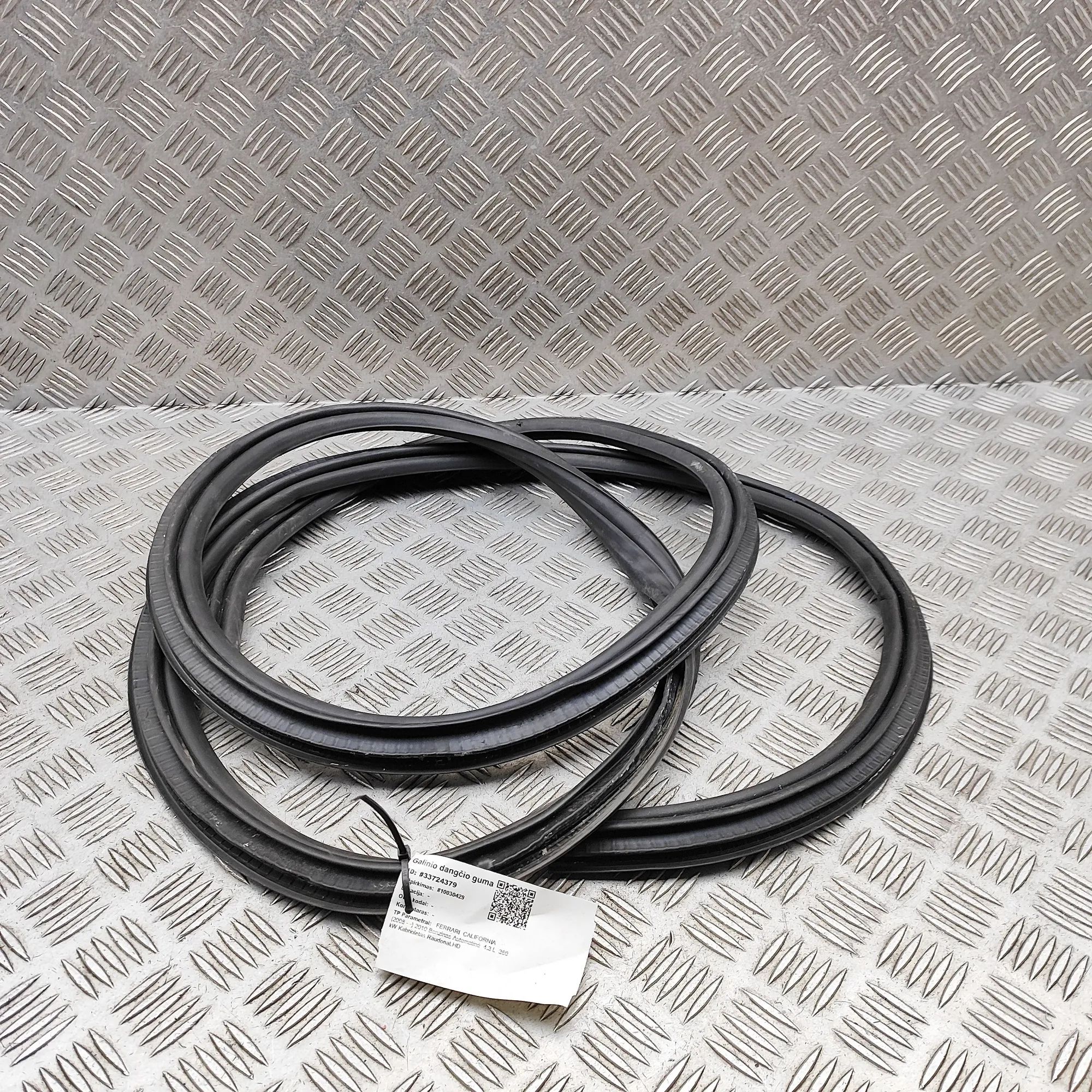 Ferrari California Tailgate rubber seal Tailgate rubber seal — FERRARI CALIFORNIA (2008...