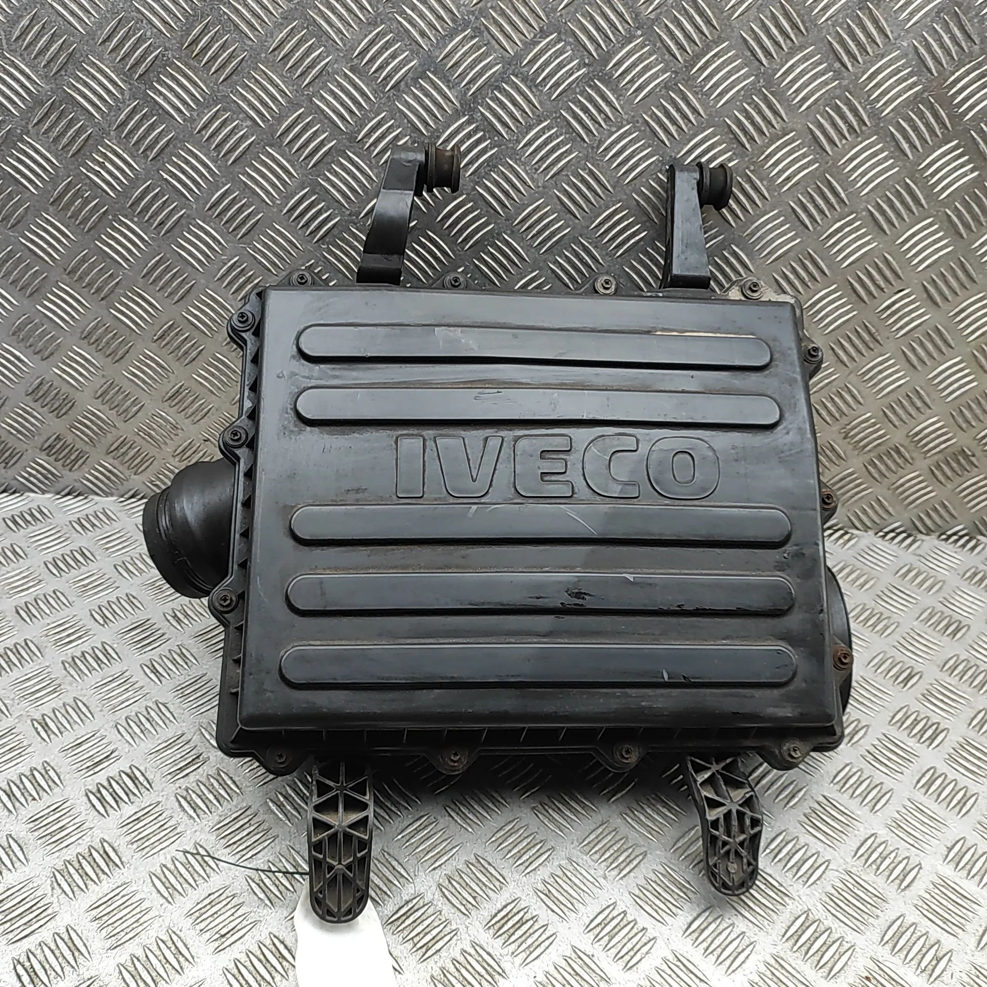 Iveco Daily Воздухоочиститель  Air Filter Box — IVECO DAILY (VI Van) (2014-......