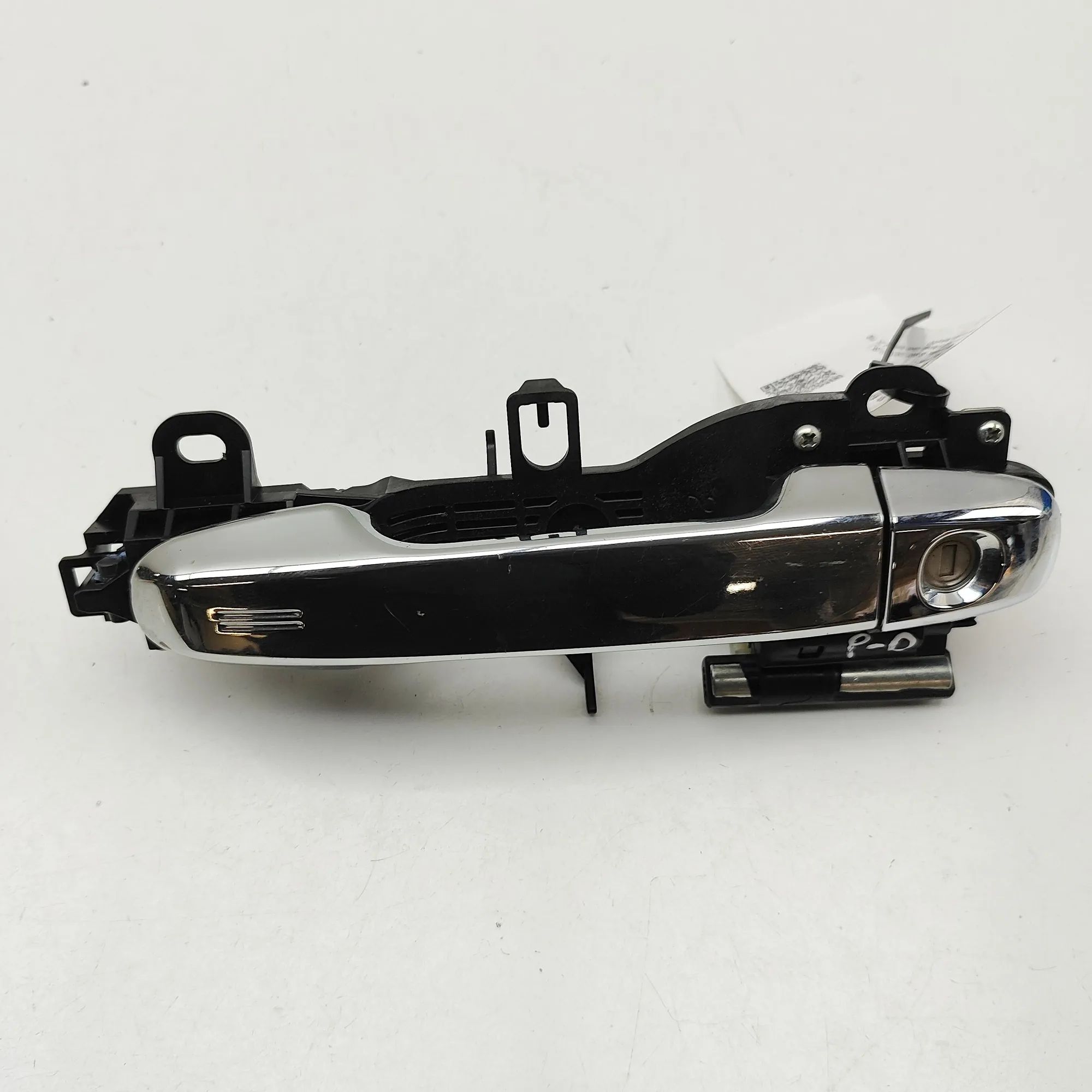 Subaru Forester Exterior door handle — front right Exterior door handle — front right — SUBARU FOR...