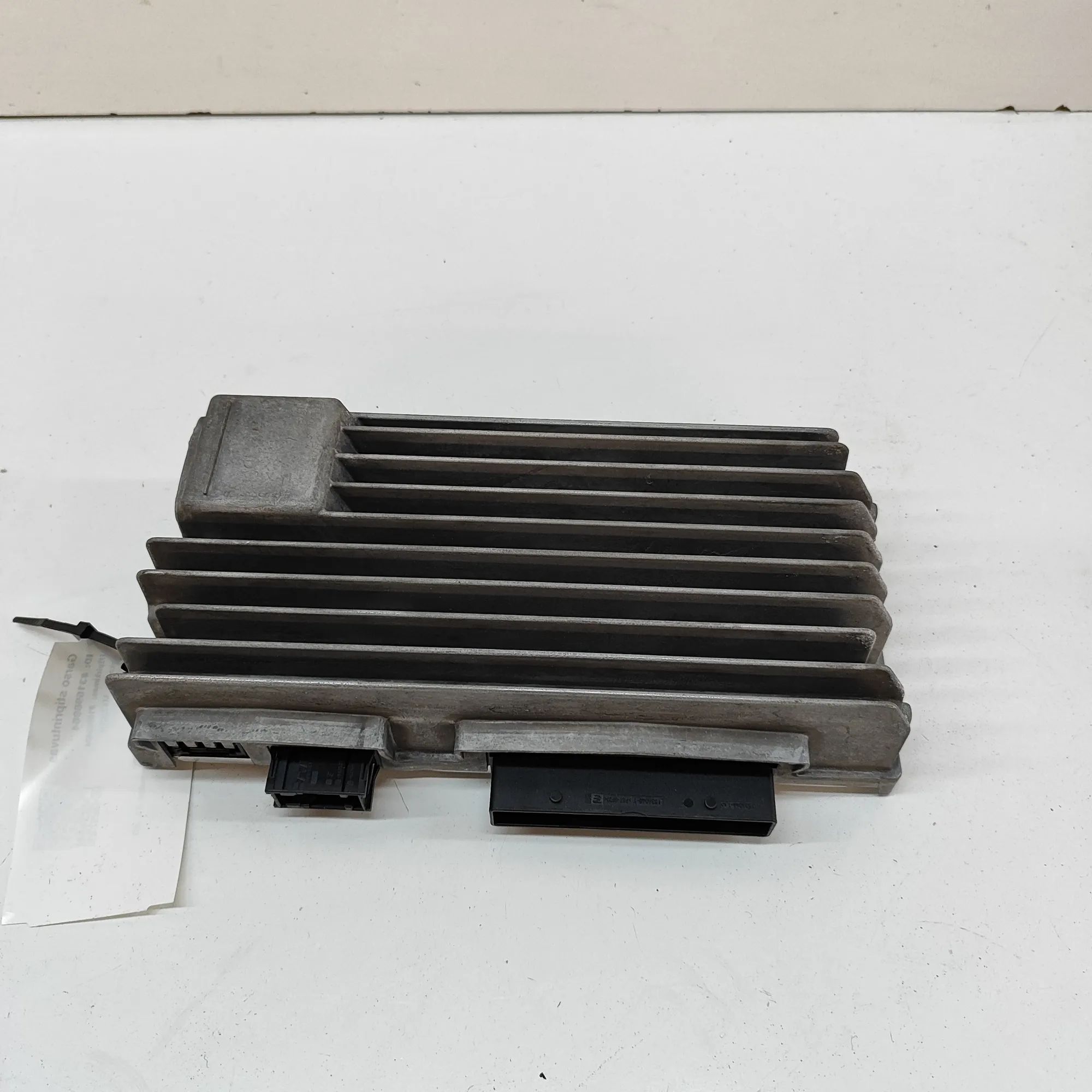 Audi Q5 (8R) Sound amplifier Sound amplifier — AUDI Q5 (8R) (2008-2017) — 8T...