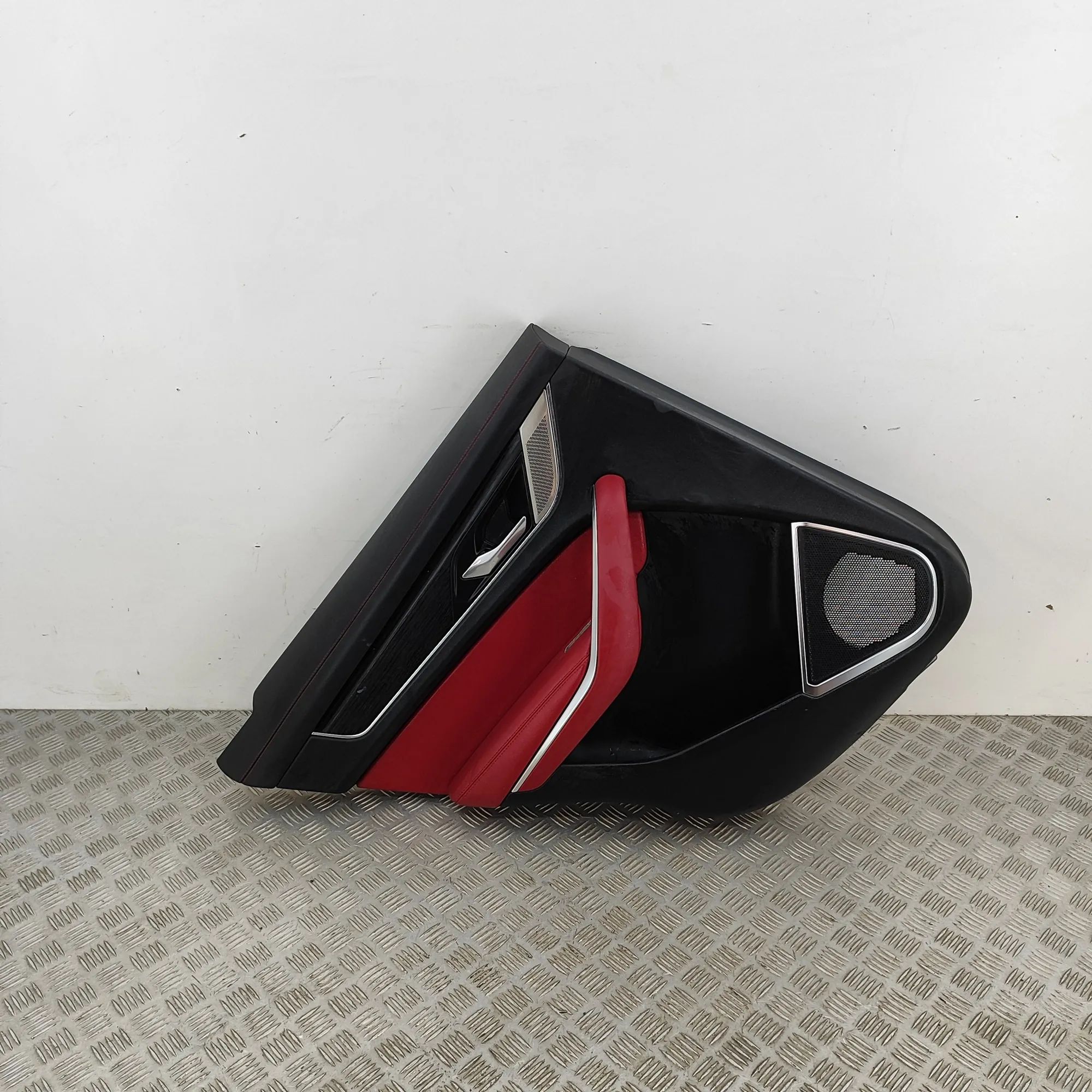 Jaguar F-Pace Rear Left Door Panel