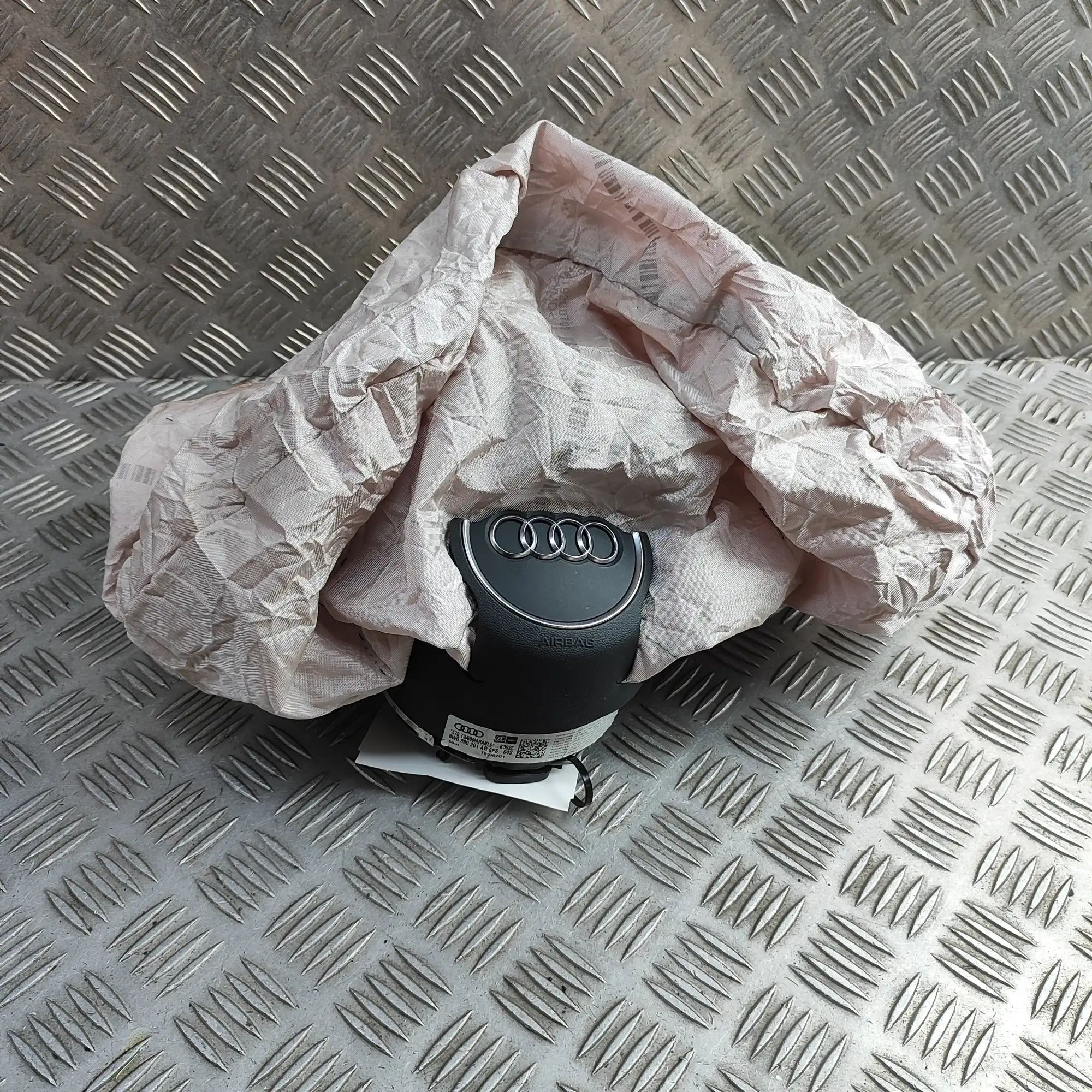 Audi A5 (B9) Steering Wheel Safety Bag SRS Steering Wheel Safety Bag SRS — AUDI A5 (F53) (...