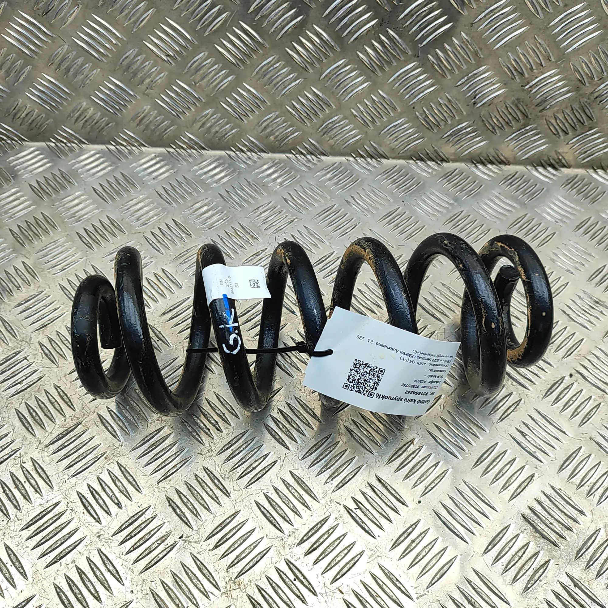 Audi Q5 (FY) Coil spring — rear left Coil spring — rear left — AUDI Q5 (FY) (2016-.....