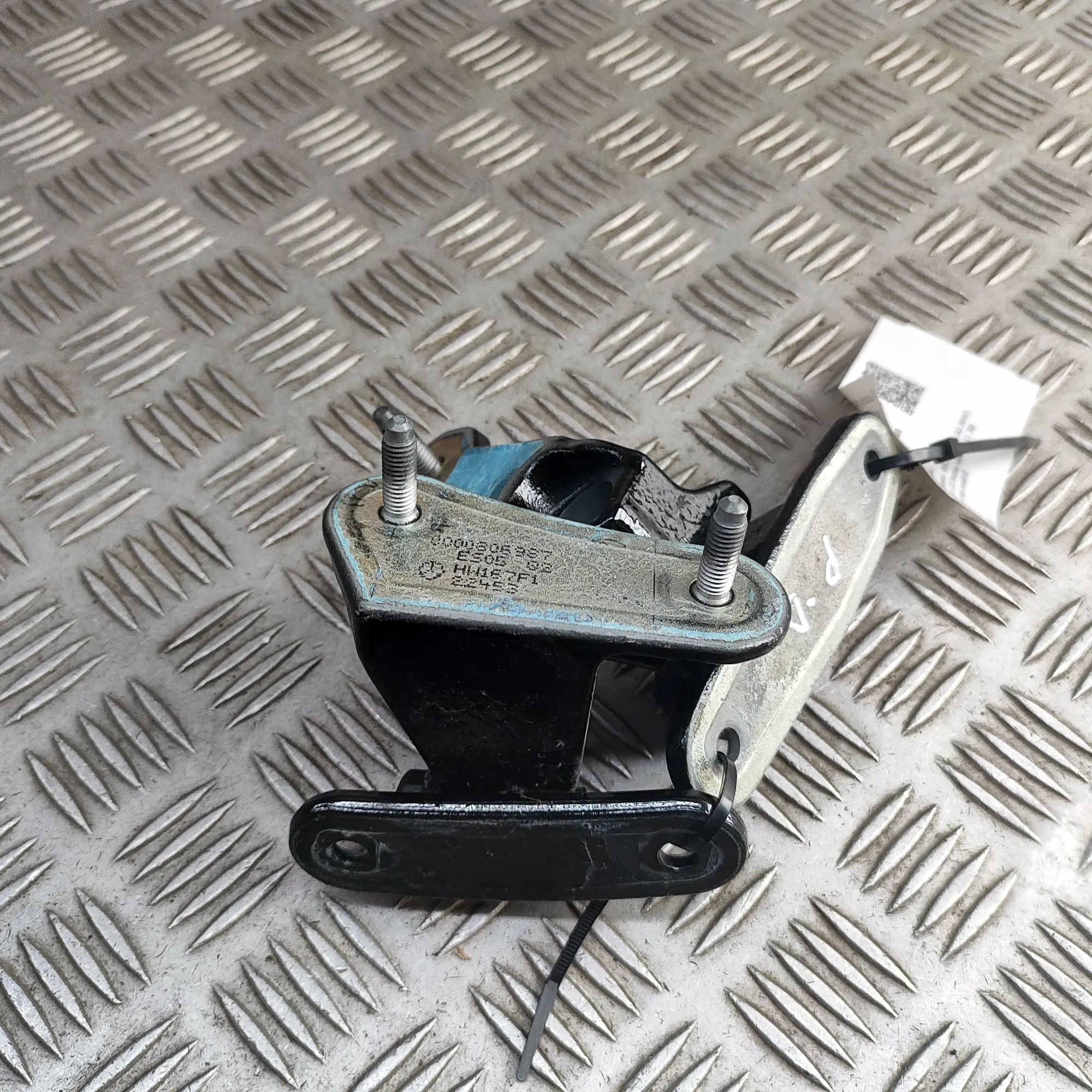 Mercedes-Benz GLE (W167) Door hinge set — rear right Door hinge set — rear right — MERCEDES BENZ GLE...