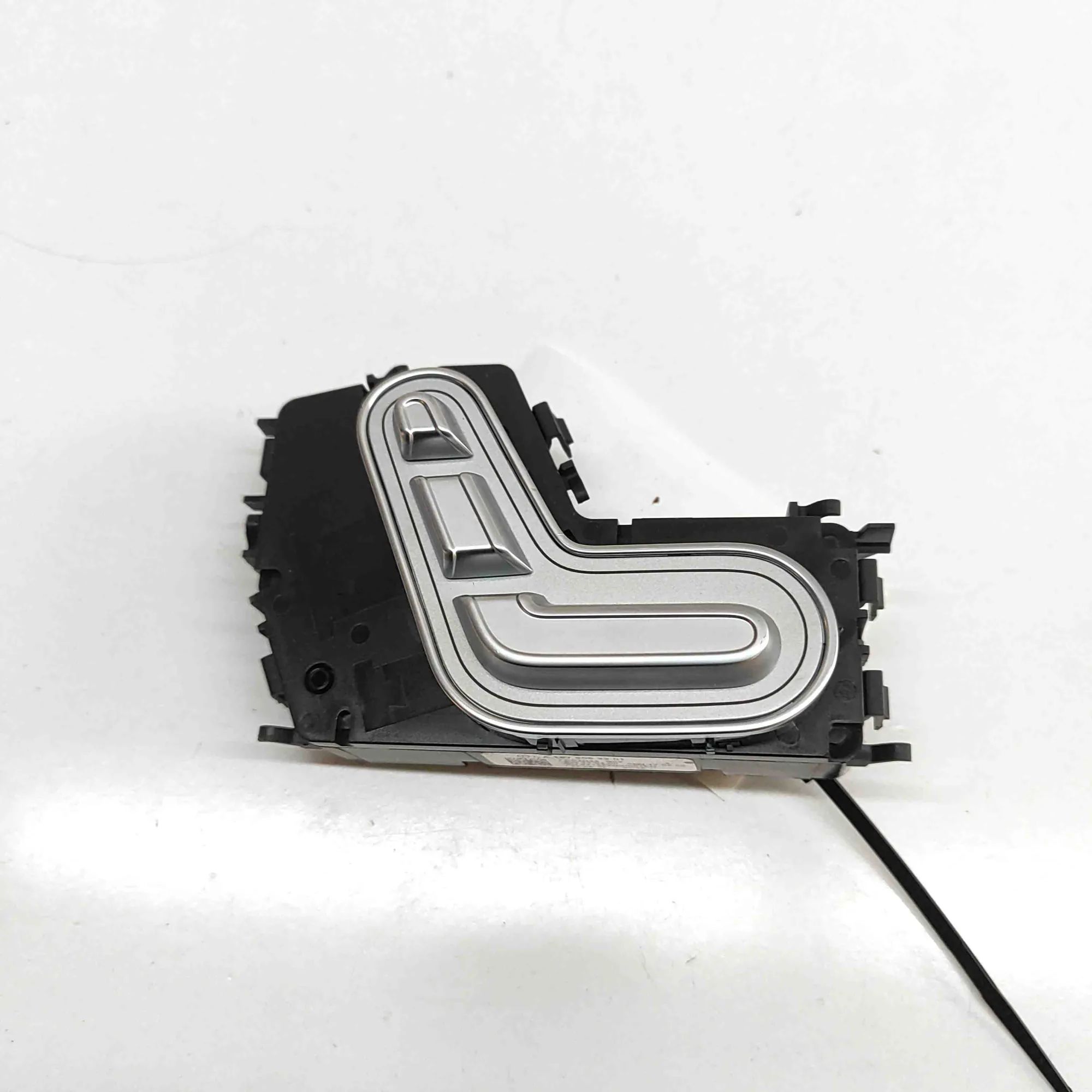 Mercedes-Benz GLE (W167) Left Seat Control Switches Left Seat Control Switches — MERCEDES BENZ GLE ...