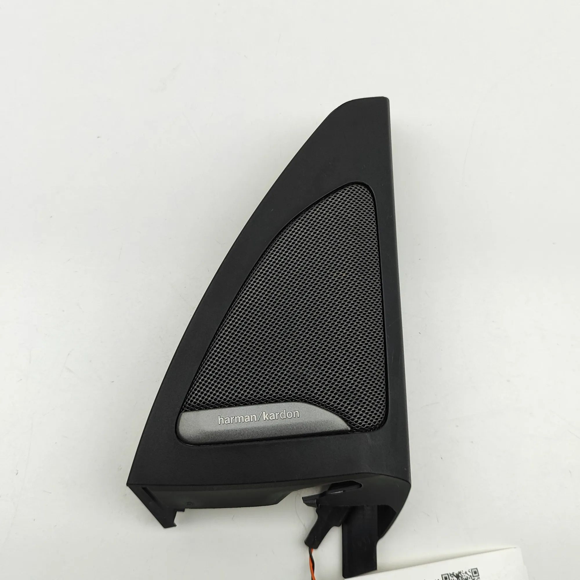 BMW X5 (G05) Front Right Door Speaker Front Right Door Speaker — BMW X5 (G05) (2018-....