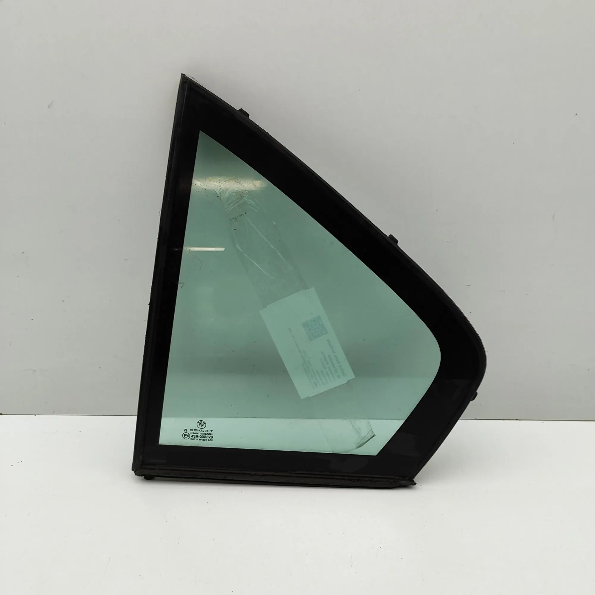 BMW 7 (E38) Rear door left-hand window Rear door left-hand window — BMW 7 (E38) (1994-...