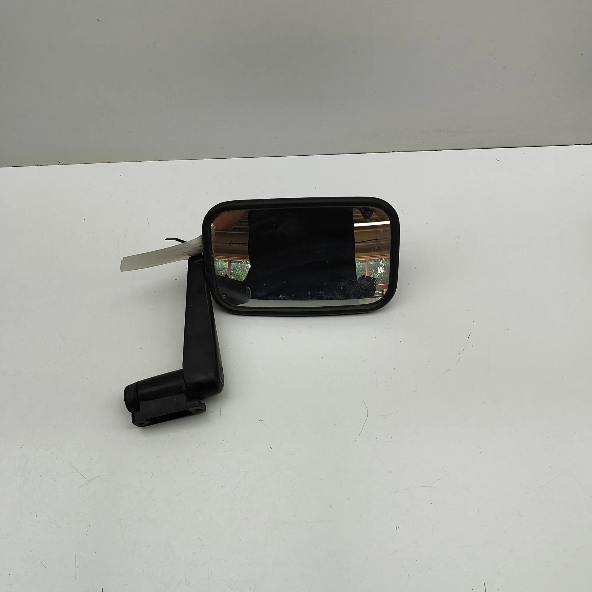 Land Rover Defender Left Side Wing Mirror Left Side Wing Mirror — LAND ROVER DEFENDER (L3...