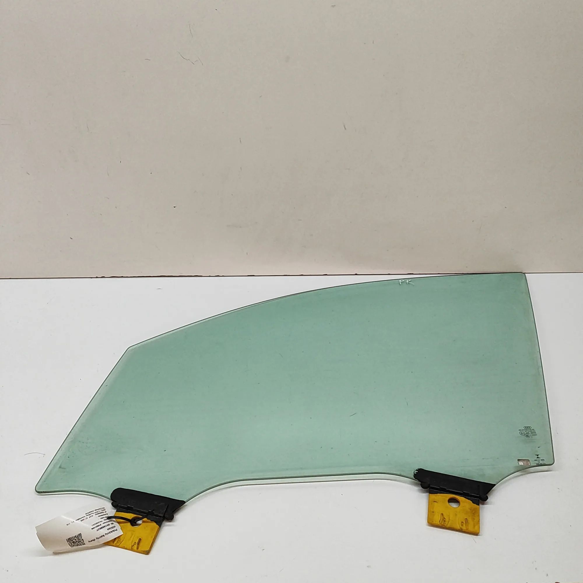 Audi Q7 (4M) Front Left Door Window Front Left Door Window — AUDI Q7 (4M) (2015-......