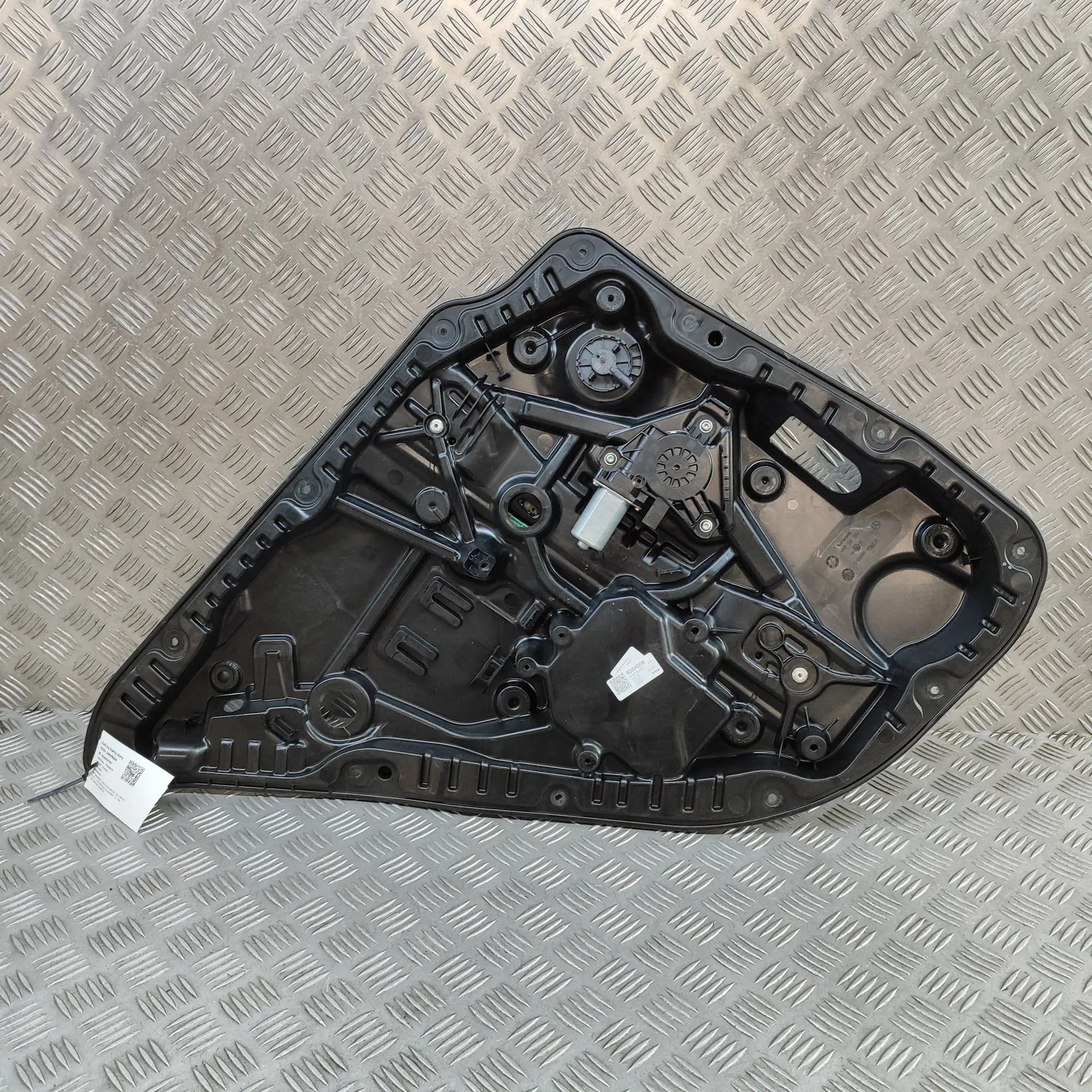 Mercedes-Benz GLE (W167) Rear Left Door Window Regulator Rear Left Door Window Regulator — MERCEDES BENZ...