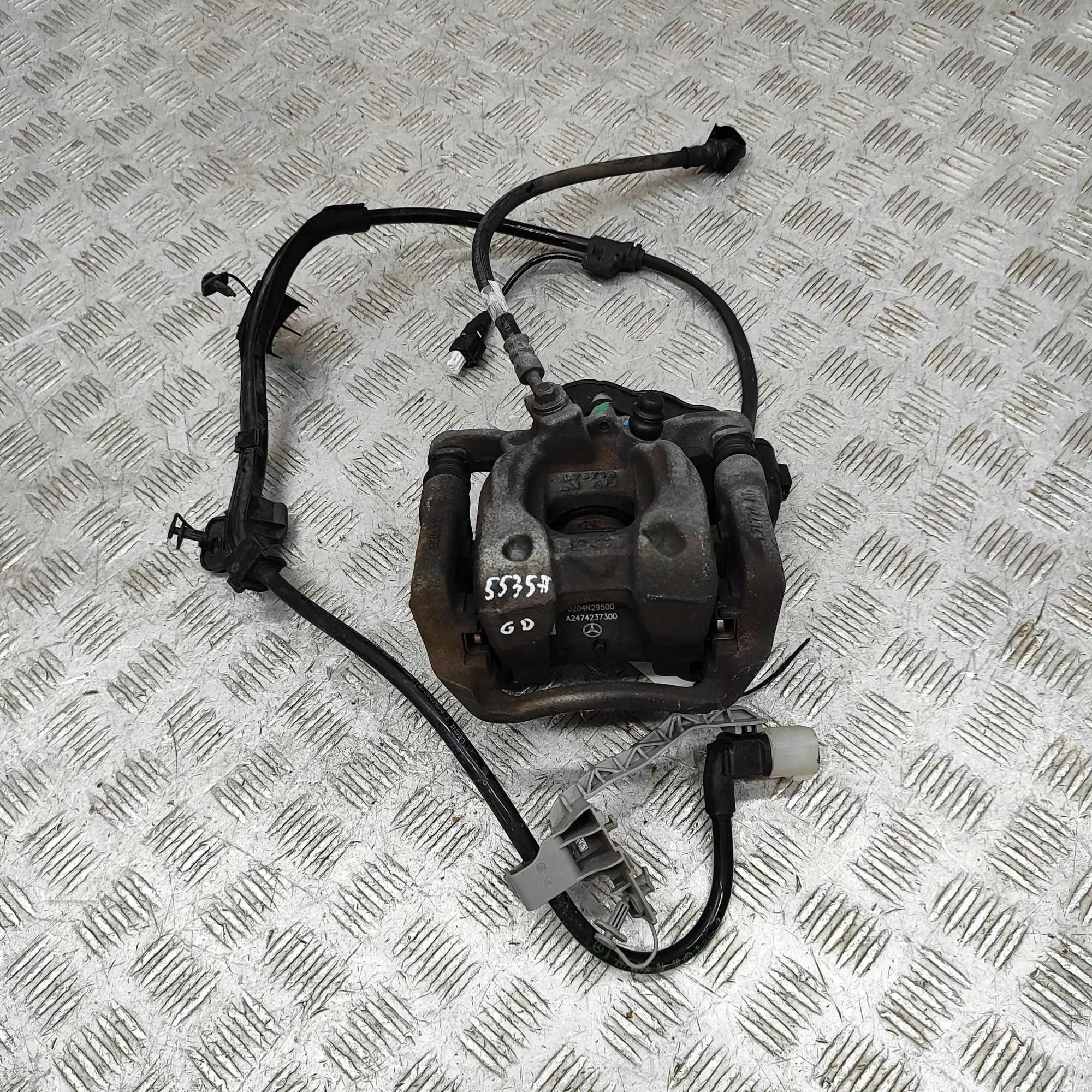 Mercedes-Benz GLB / EQB (X247) Brake caliper — rear right Brake caliper — rear right — MERCEDES BENZ GLB ...