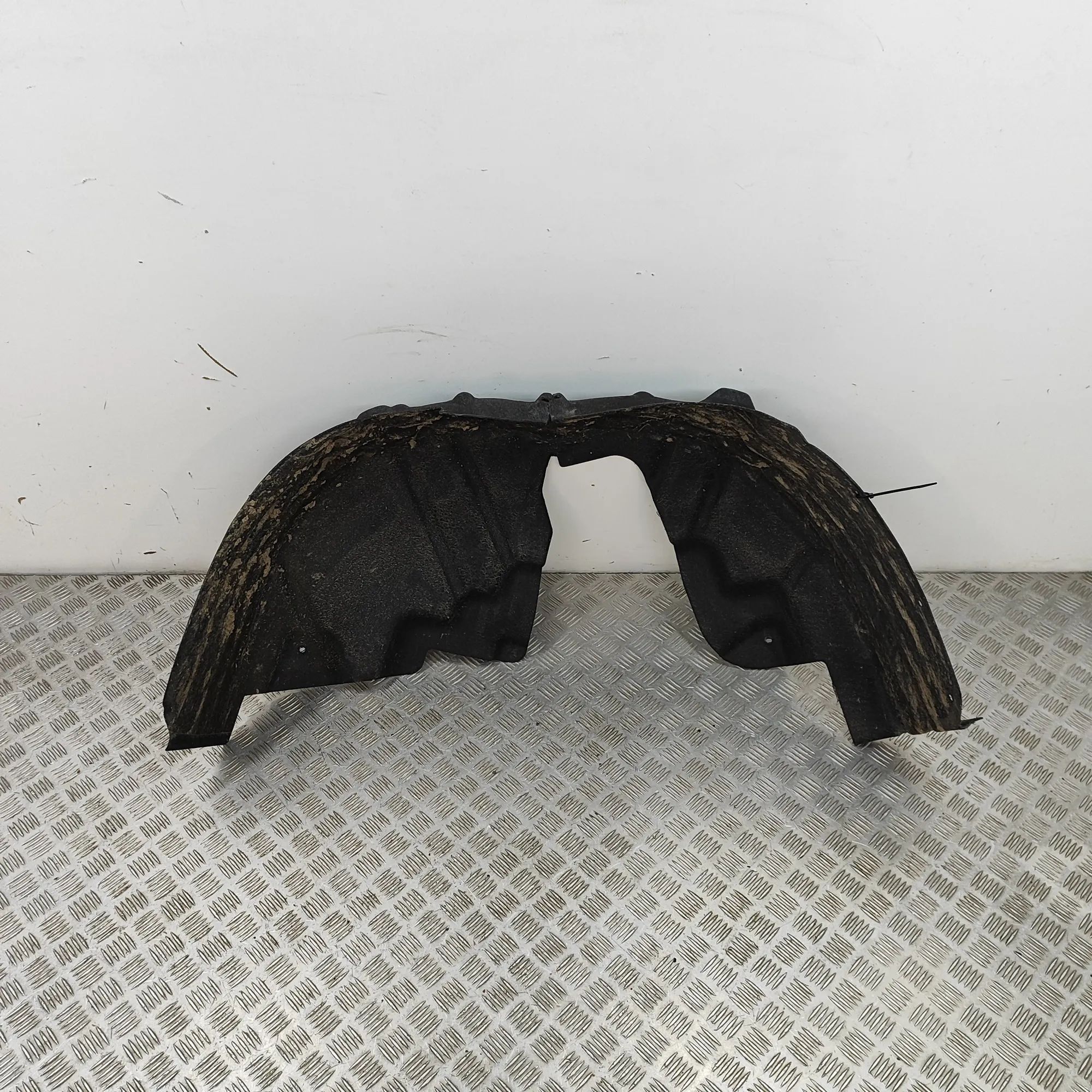 Volkswagen Tayron Rear Left Arch Liner Rear Left Arch Liner — VW TAYRON (R41) (2024-.....