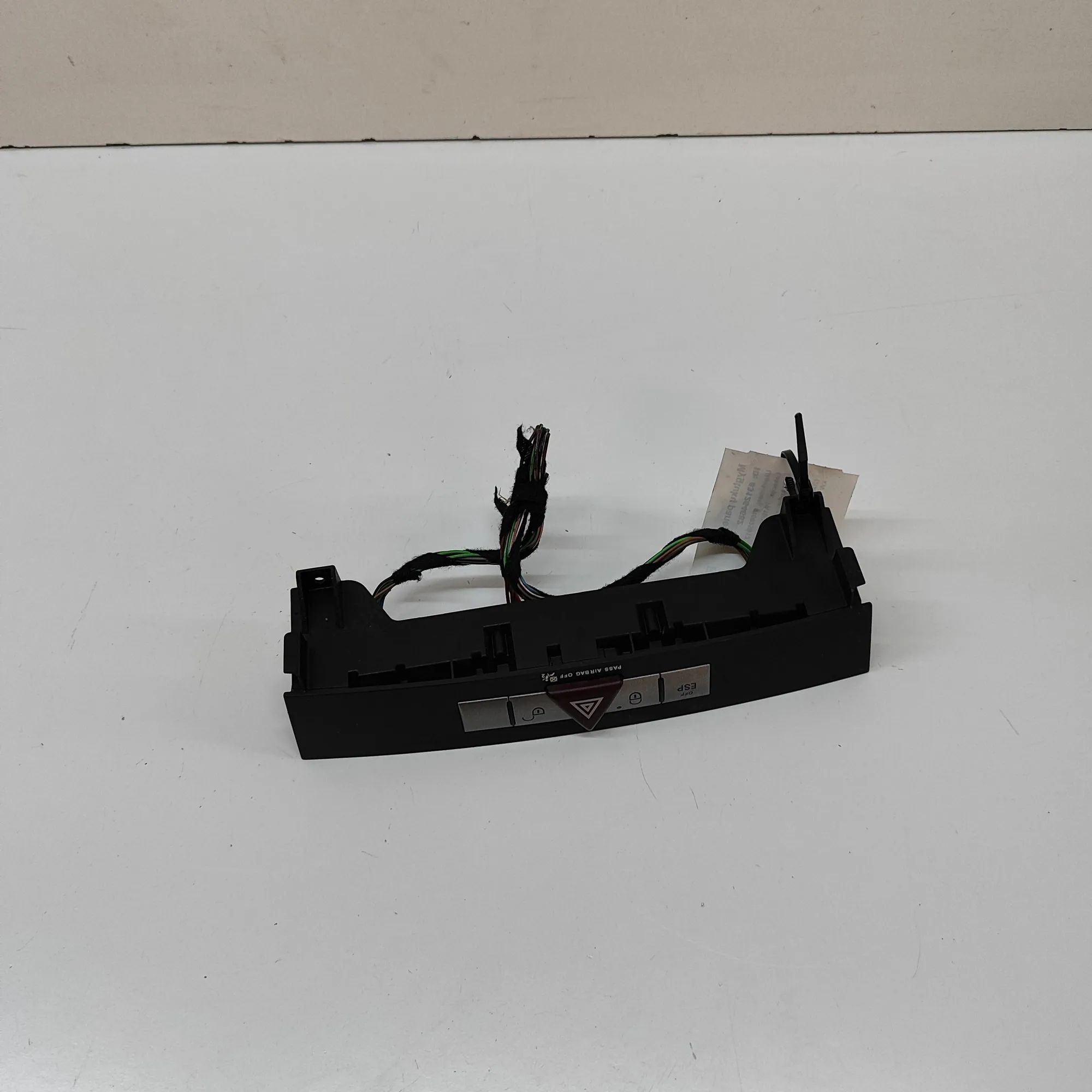 Mercedes-Benz SLK (R171) Button Switch Panel Button Switch Panel — MERCEDES BENZ SLK (R171) ...