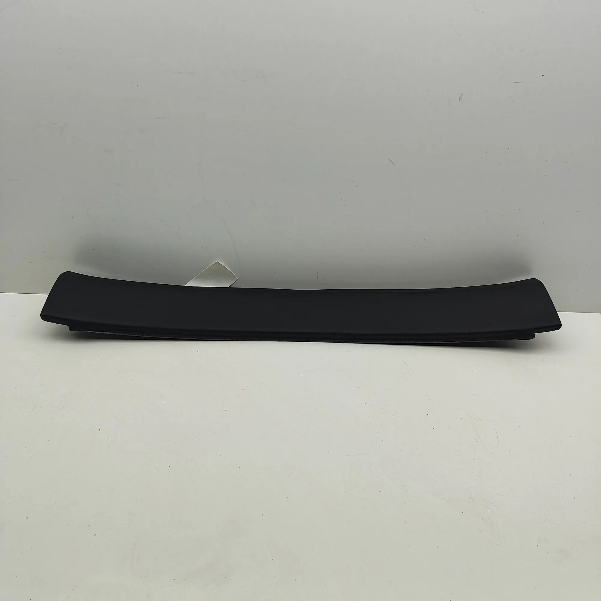 Porsche 911 (996) Tailgate Bootlid Trim Tailgate Bootlid Trim — PORSCHE 911 (996) (1997...