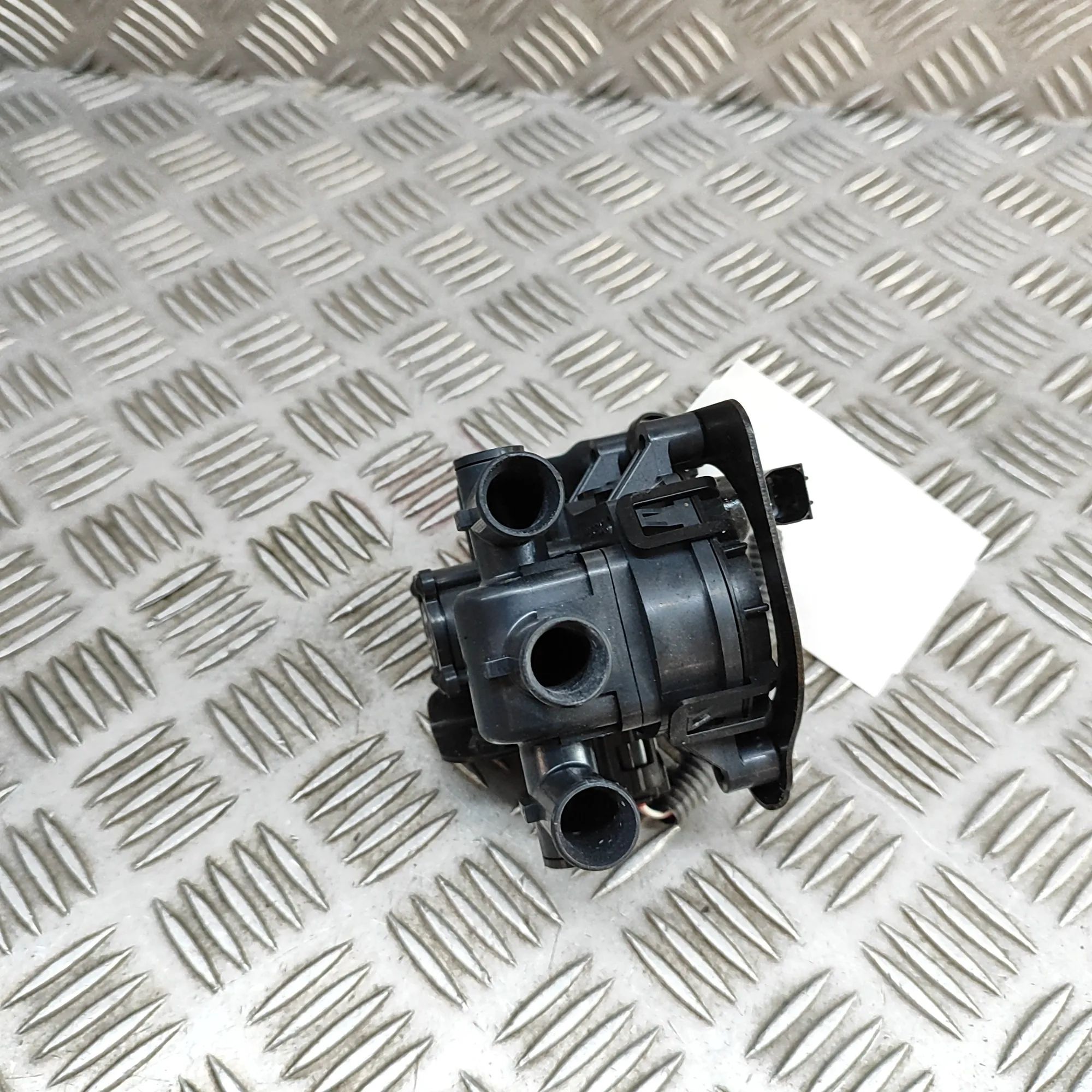 Lexus RX Soojenduse klapp Coolant valve — LEXUS RX (_LA1_, _LH1_) (2022-....
