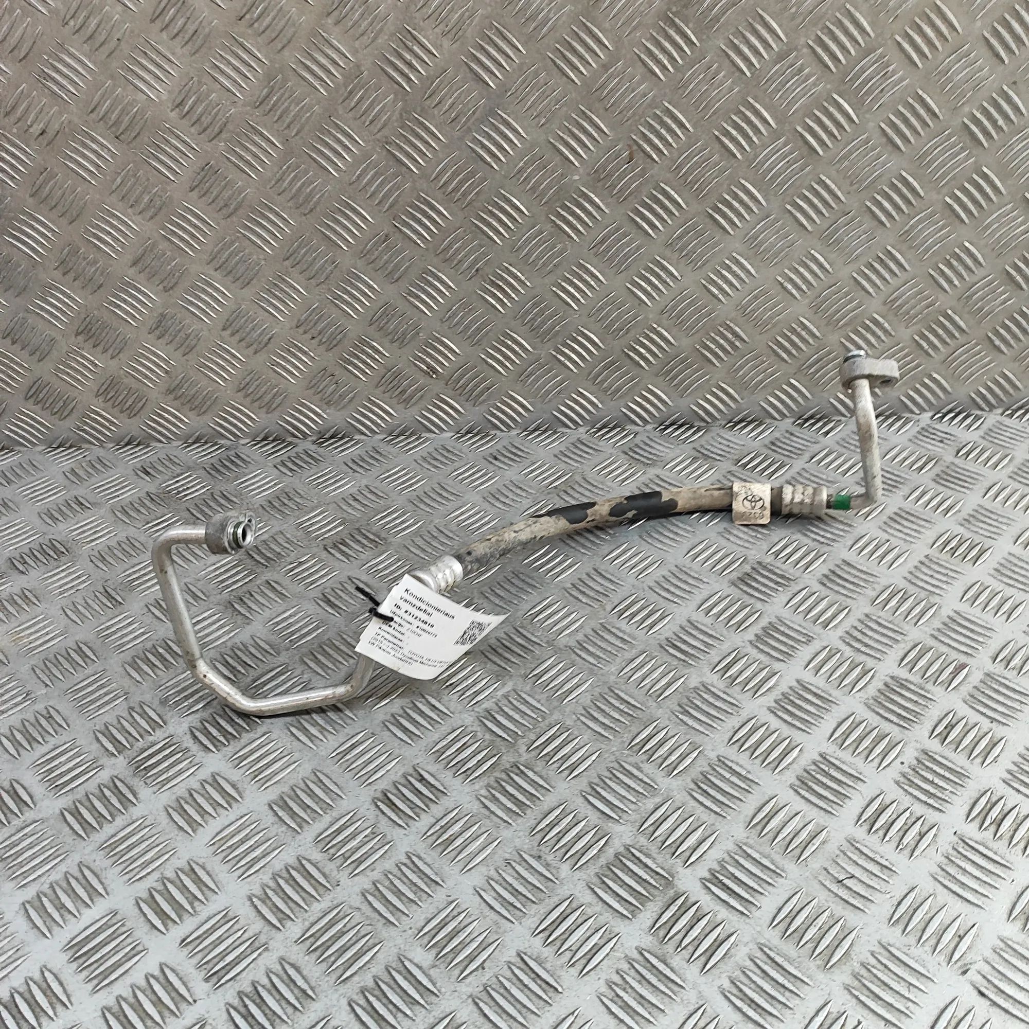 Toyota Hilux A/C Air Con Hose Pipe A/C Air Con Hose Pipe — TOYOTA HILUX (VIII Pick...