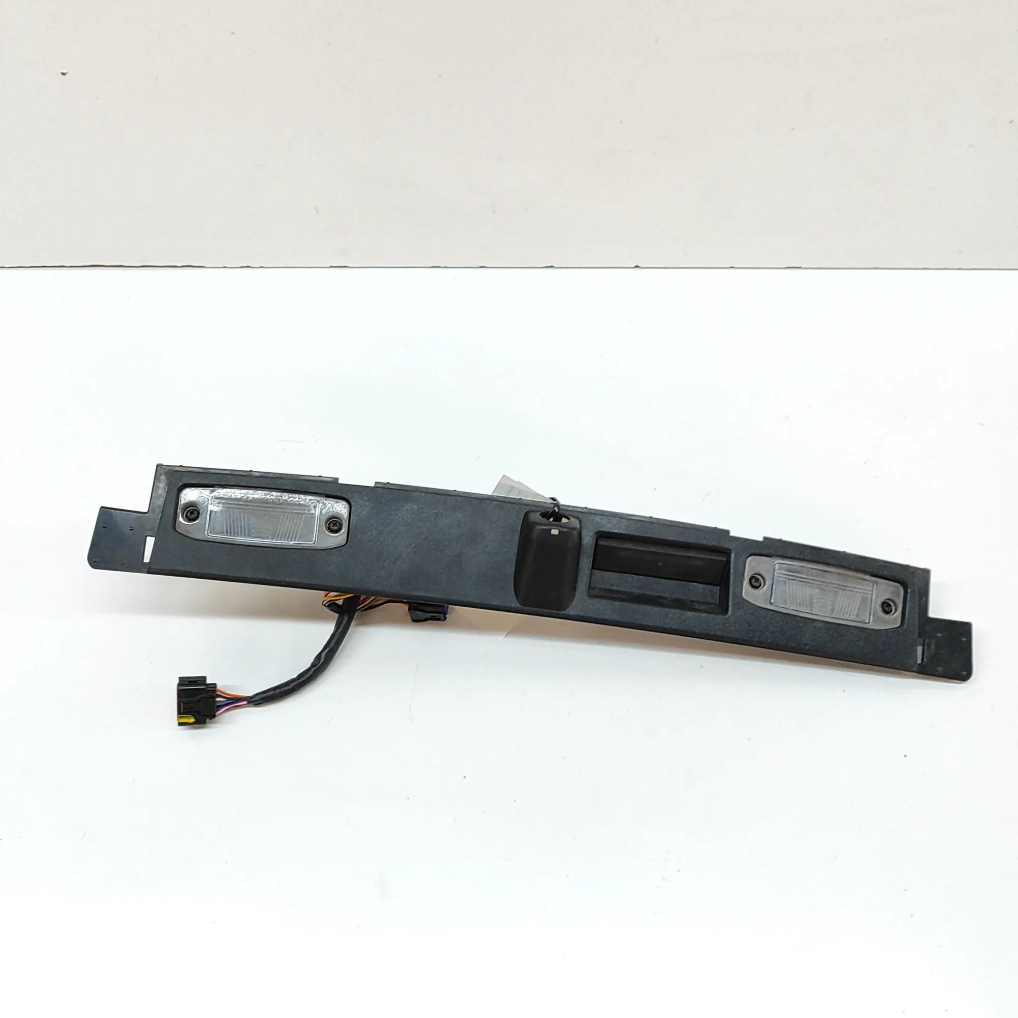 Kia Sportage Trim Number Plate Light Trim Number Plate Light — KIA SPORTAGE (V NQ5) ...