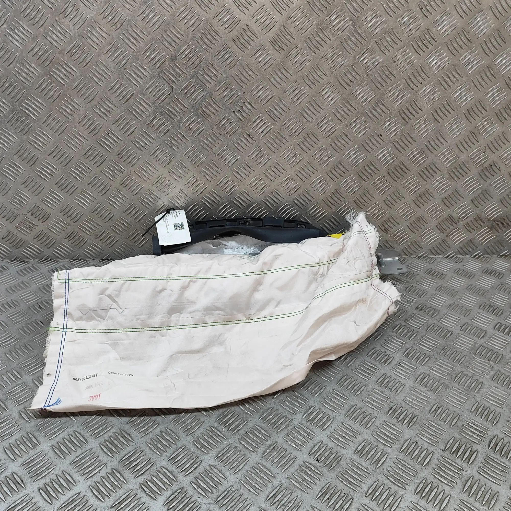 Mazda 3 (BP) Knee Safety Bag SRS Knee Safety Bag SRS — MAZDA CX-3 (0 DM) (2019-P...