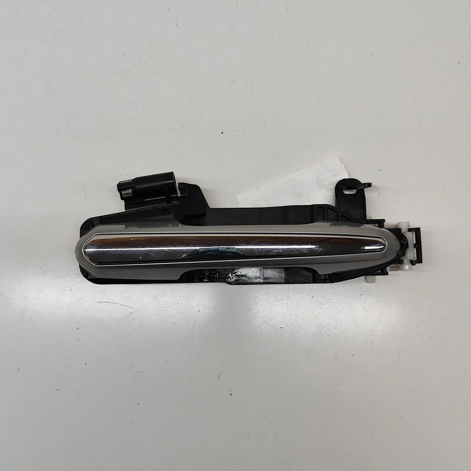 Toyota RAV4 (XA40) Rear Right Door Exterior Handle Rear Right Door Exterior Handle — TOYOTA RAV (4...