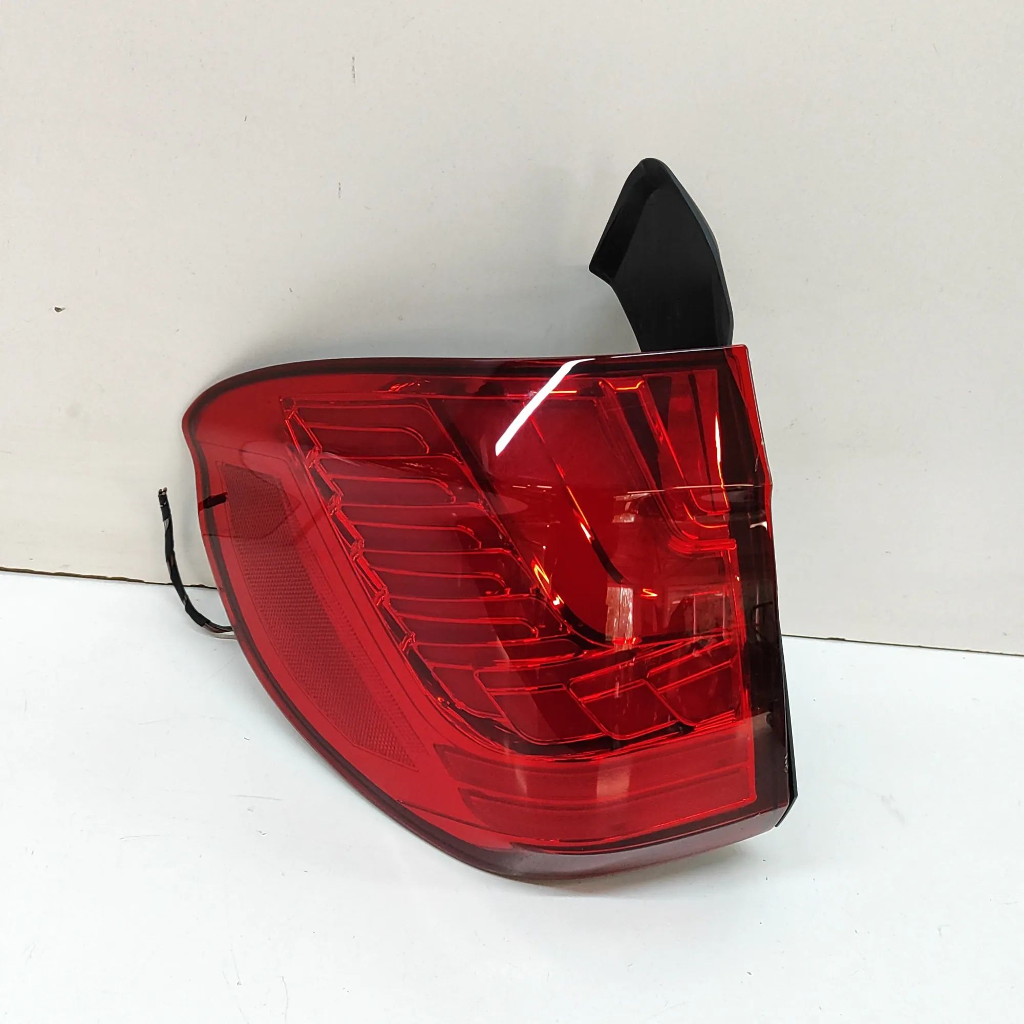 BMW X5 (F15) Rear Left Tail Light Rear Left Tail Light — BMW X5 (F15, F85) (2012-...