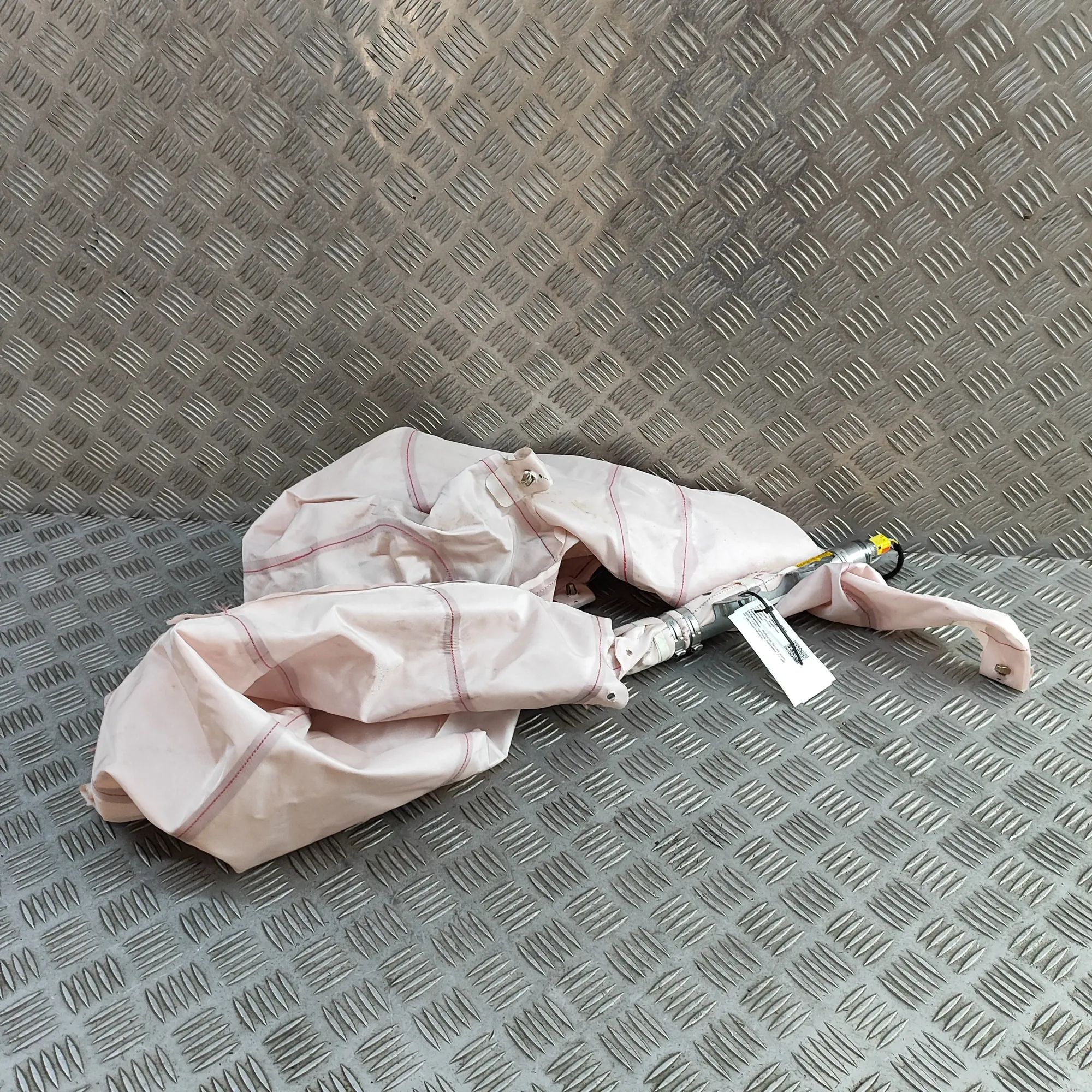 Porsche Macan Left Side Roof Safety Curtain SRS Left Side Roof Safety Curtain SRS — PORSCHE MAC...