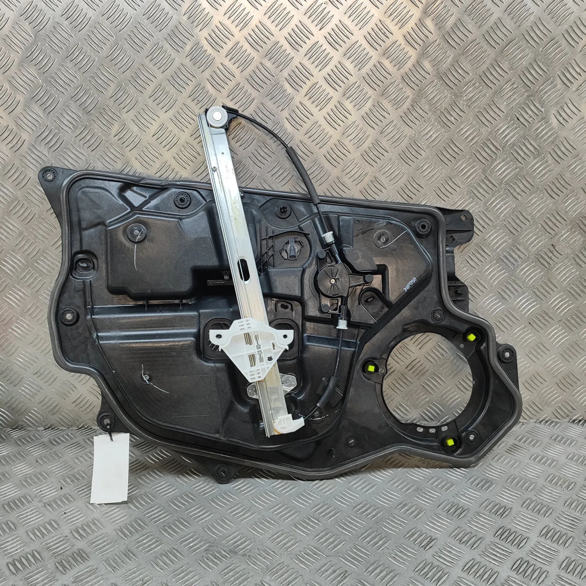 Mazda CX-5 (KF) Front Right Door Window Regulator Front Right Door Window Regulator — MAZDA CX-5 ...