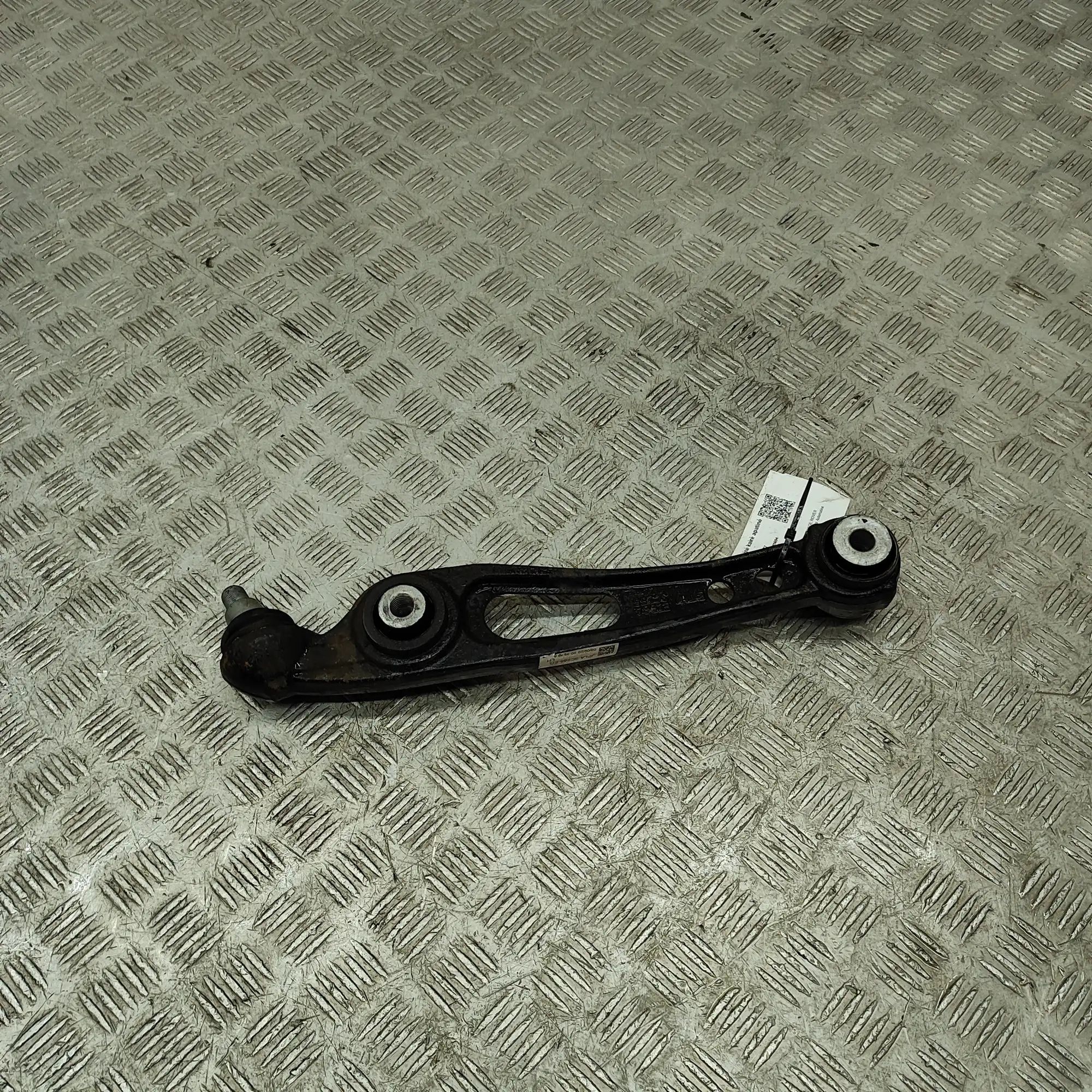 Land Rover Range Rover Sport (L494) Front Left Lower Control Arm Front Left Lower Control Arm — LAND ROVER RANGE...