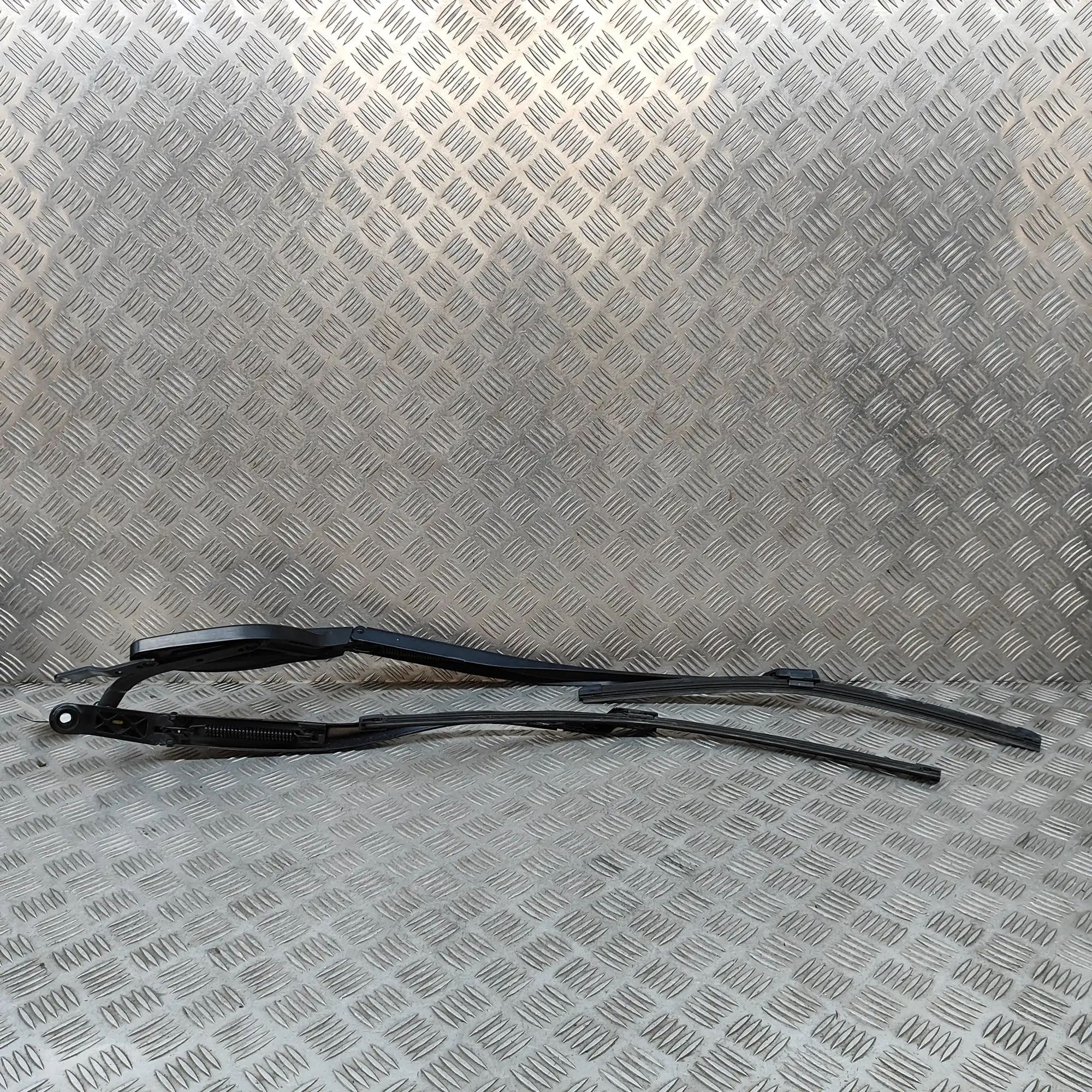 Lexus RX Front Wiper Arms Front Wiper Arms — LEXUS RX (_L2_) (2015-...) —...