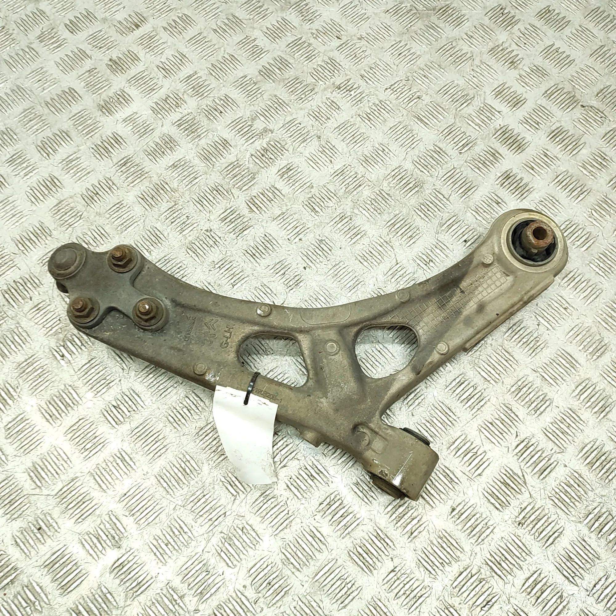 Peugeot Partner / Rifter Front Left Lower Control Arm Front Left Lower Control Arm — PEUGEOT PARTNER ...