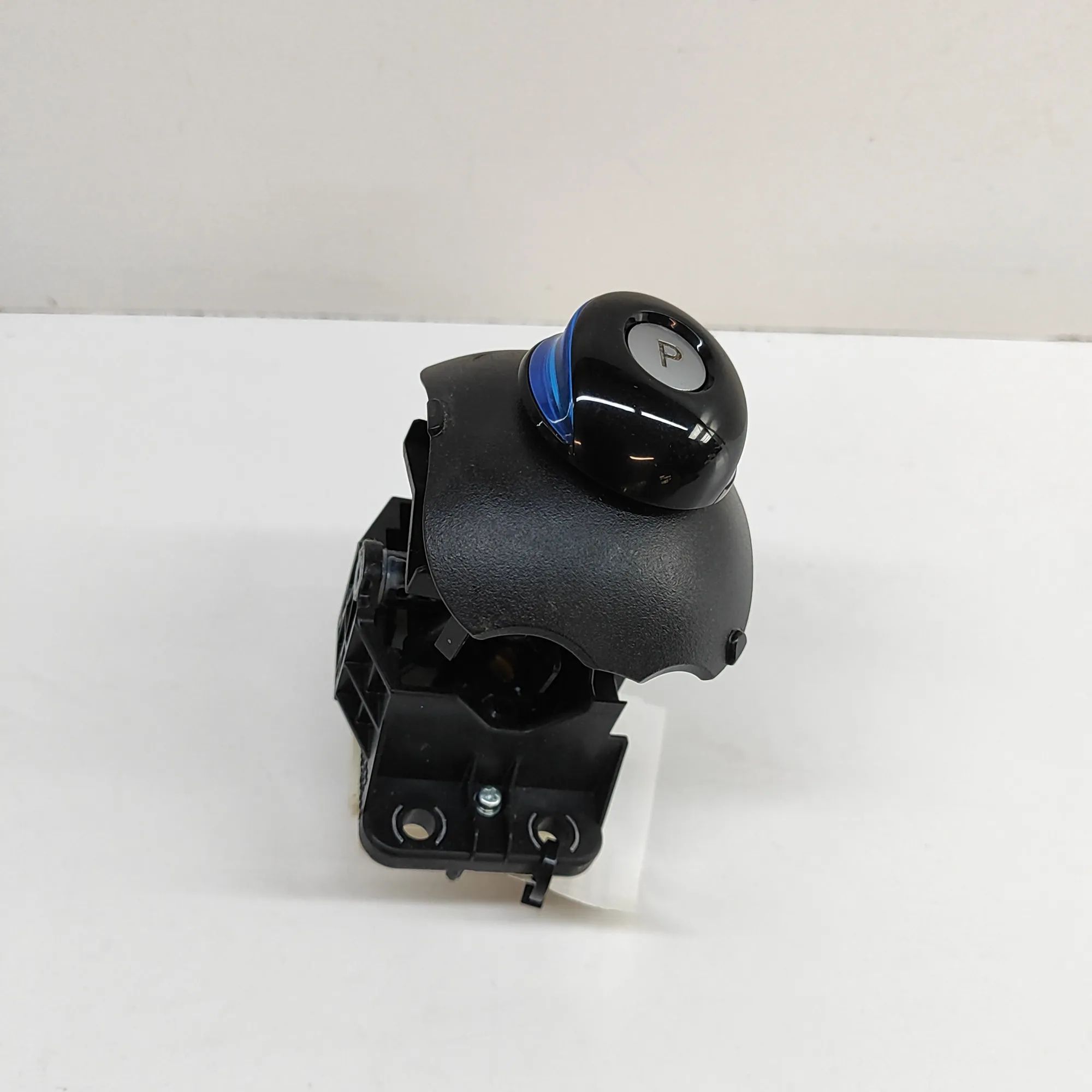 Nissan Leaf Gear Shifting Mechanism Gear Shifting Mechanism — NISSAN LEAF (ZE1) (20...