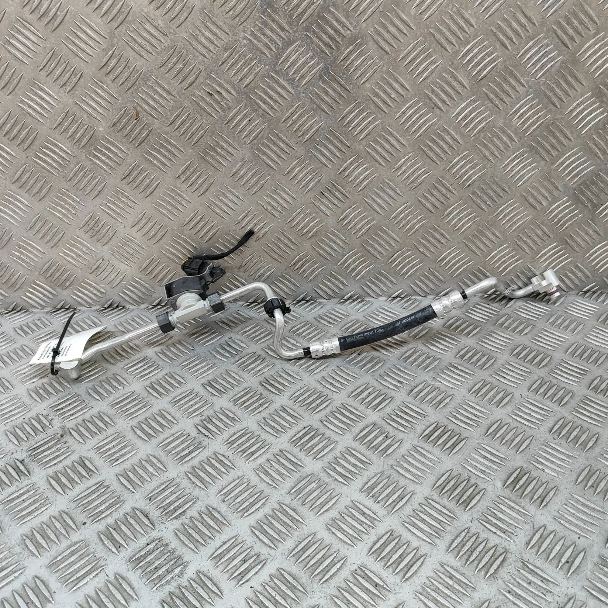 Audi Q8 A/C Air Con Hose Pipe A/C Air Con Hose Pipe — AUDI Q8 (E-TRON Sportba...