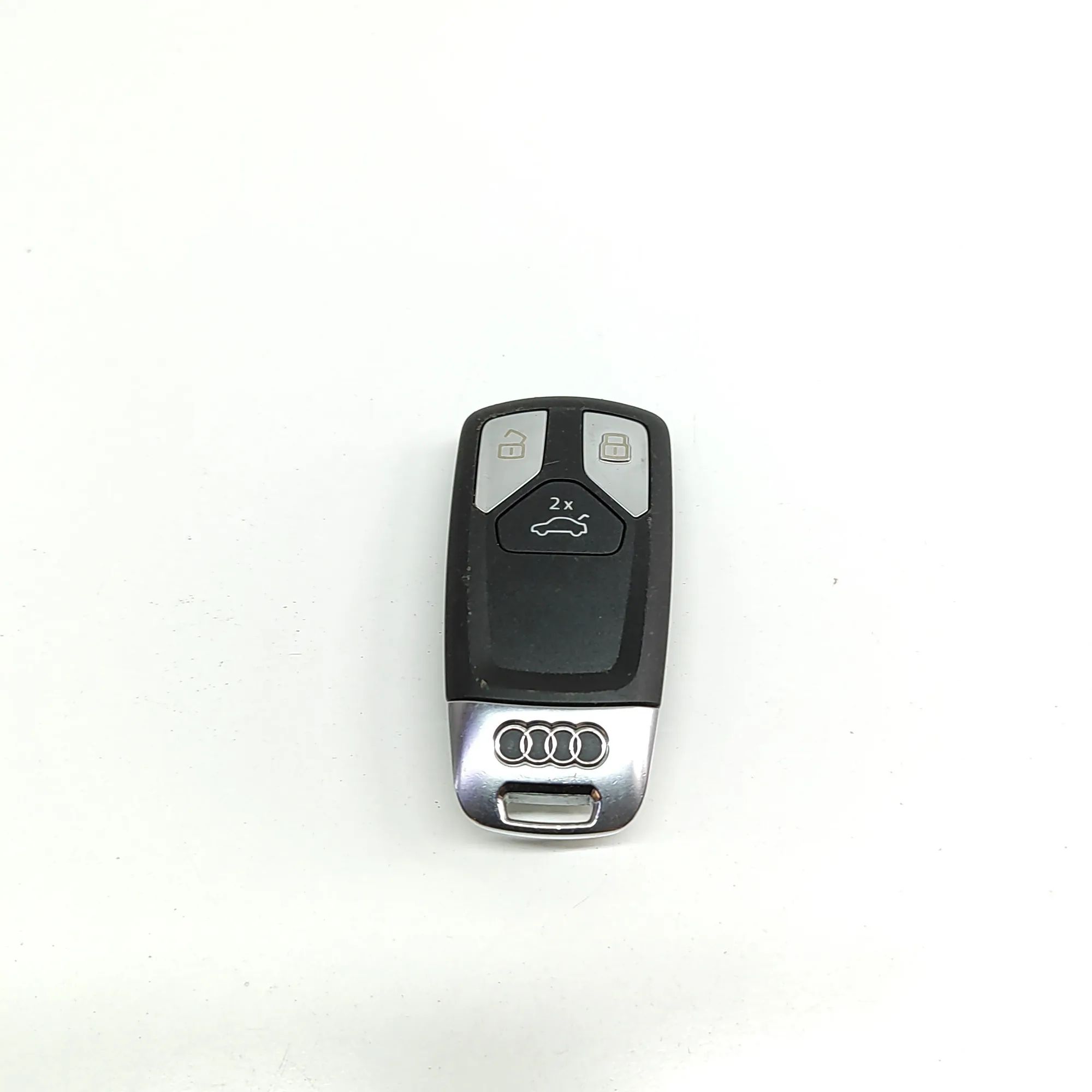 Audi Q5 (FY) Süütevõti Ignition key — AUDI Q5 (FY) (2016-...) — 4M0959...