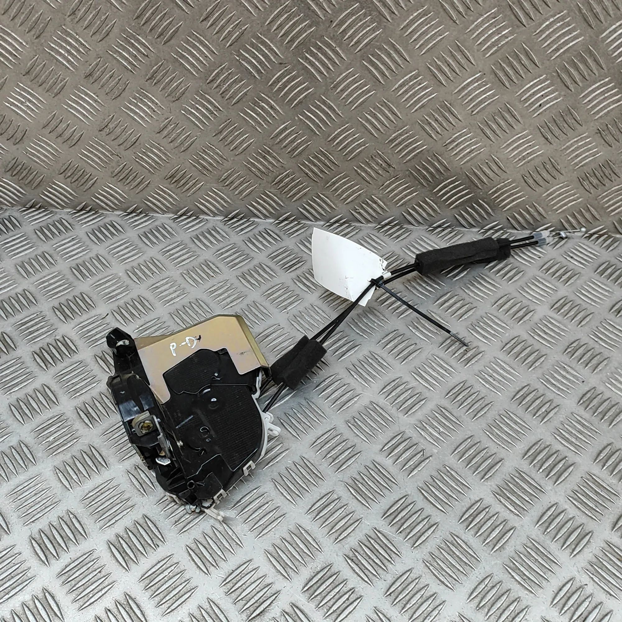 Honda CR-V Door lock — front right Door lock — front right — HONDA CR-V (V RW) (20...