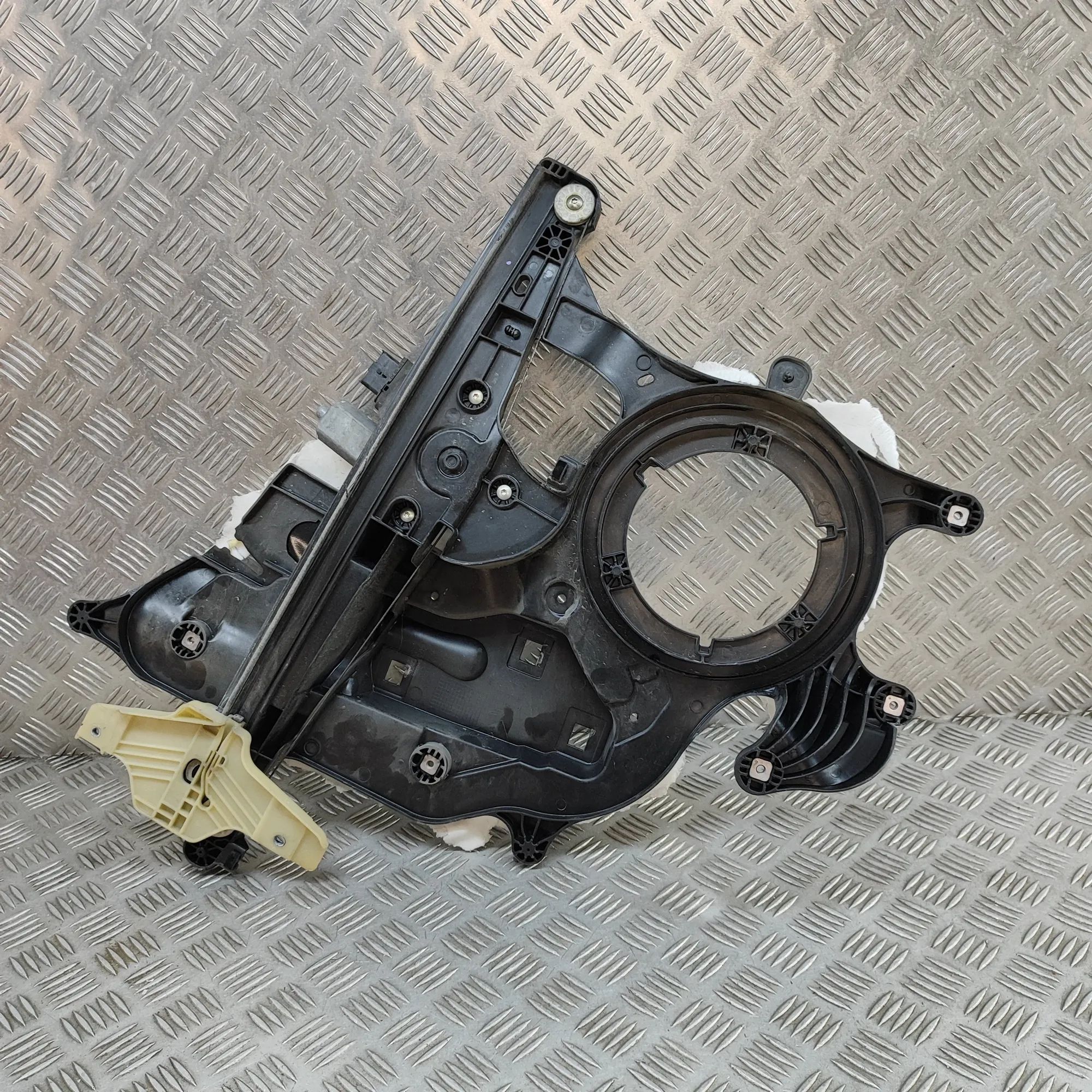Peugeot Partner / Rifter Front Left Door Window Regulator Front Left Door Window Regulator — PEUGEOT PART...