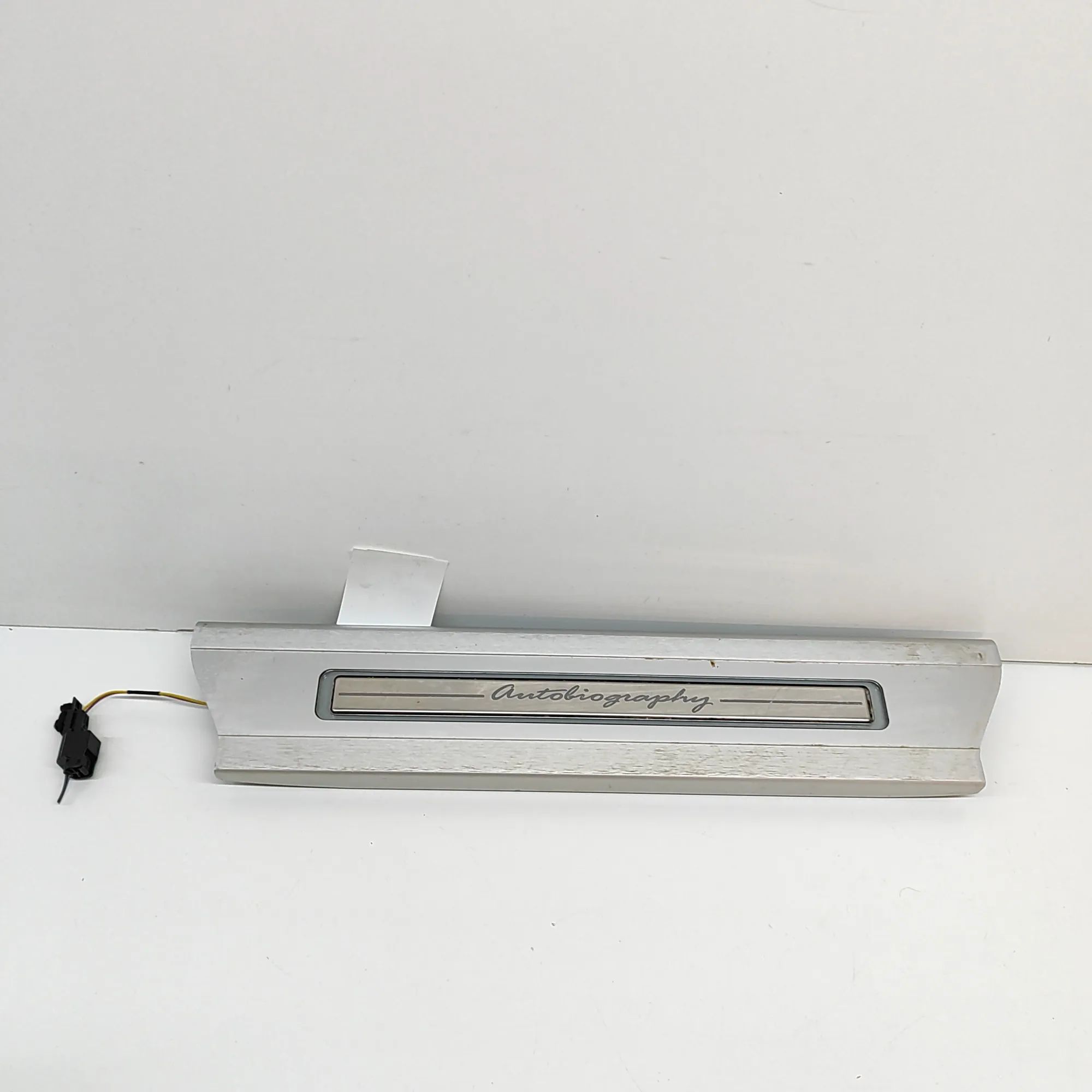 Land Rover Range Rover (L405) Sill trim — front right Sill trim — front right — LAND ROVER RANGE ROVE...