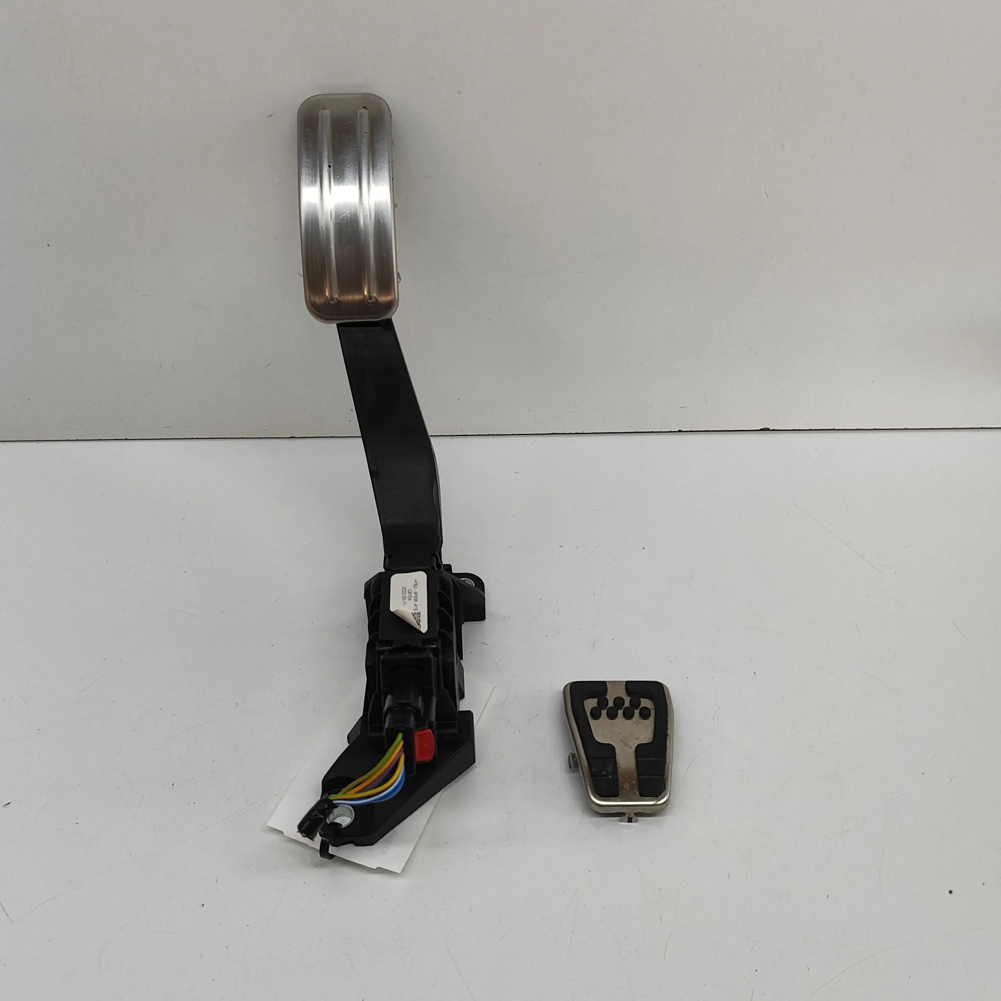 Ford Fiesta Throttle Pedal Throttle Pedal — FORD FIESTA (VII) (2017-...) —...