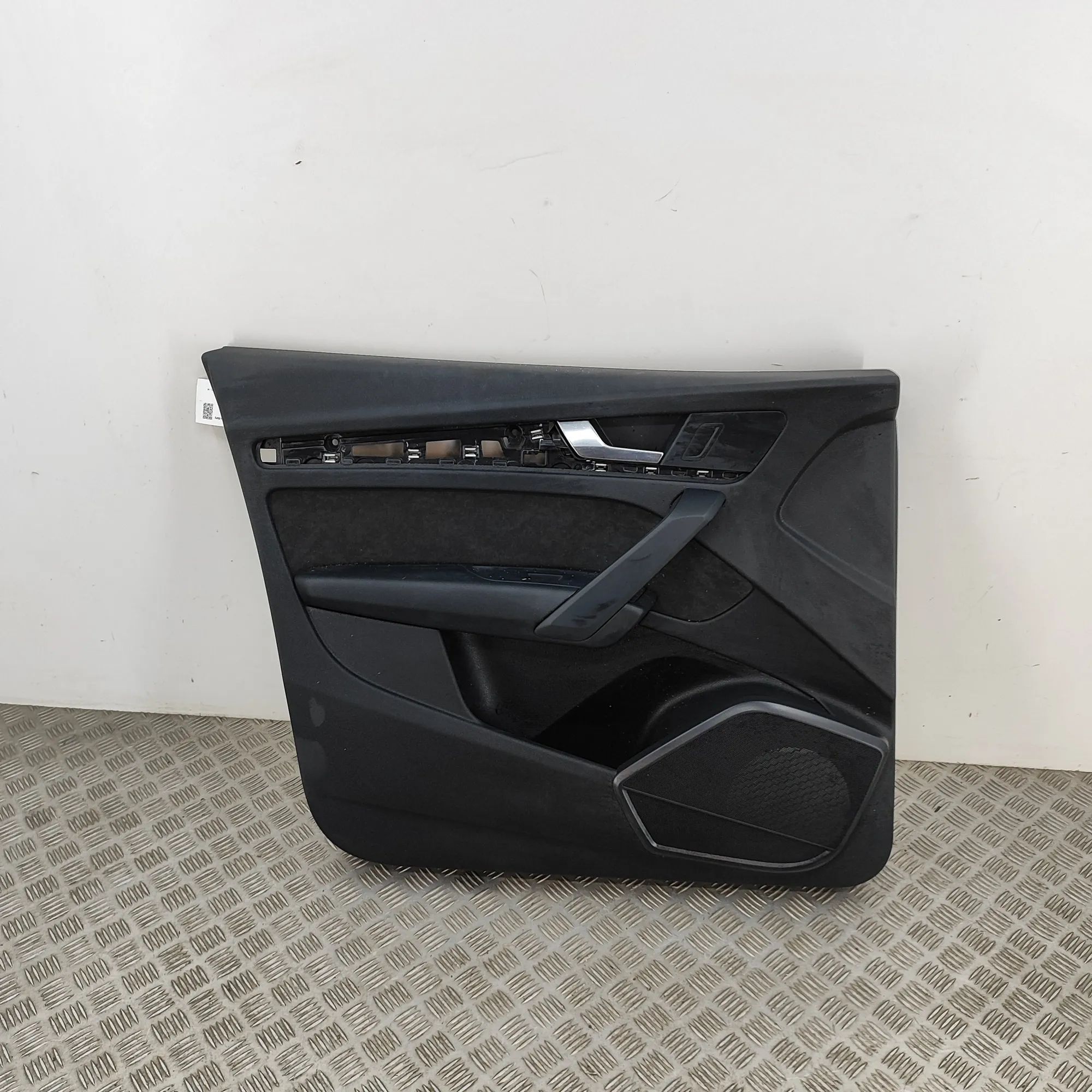 Audi Q5 (FY) Front Left Door Panel Front Left Door Panel — AUDI Q5 (FY) (2016-...)...