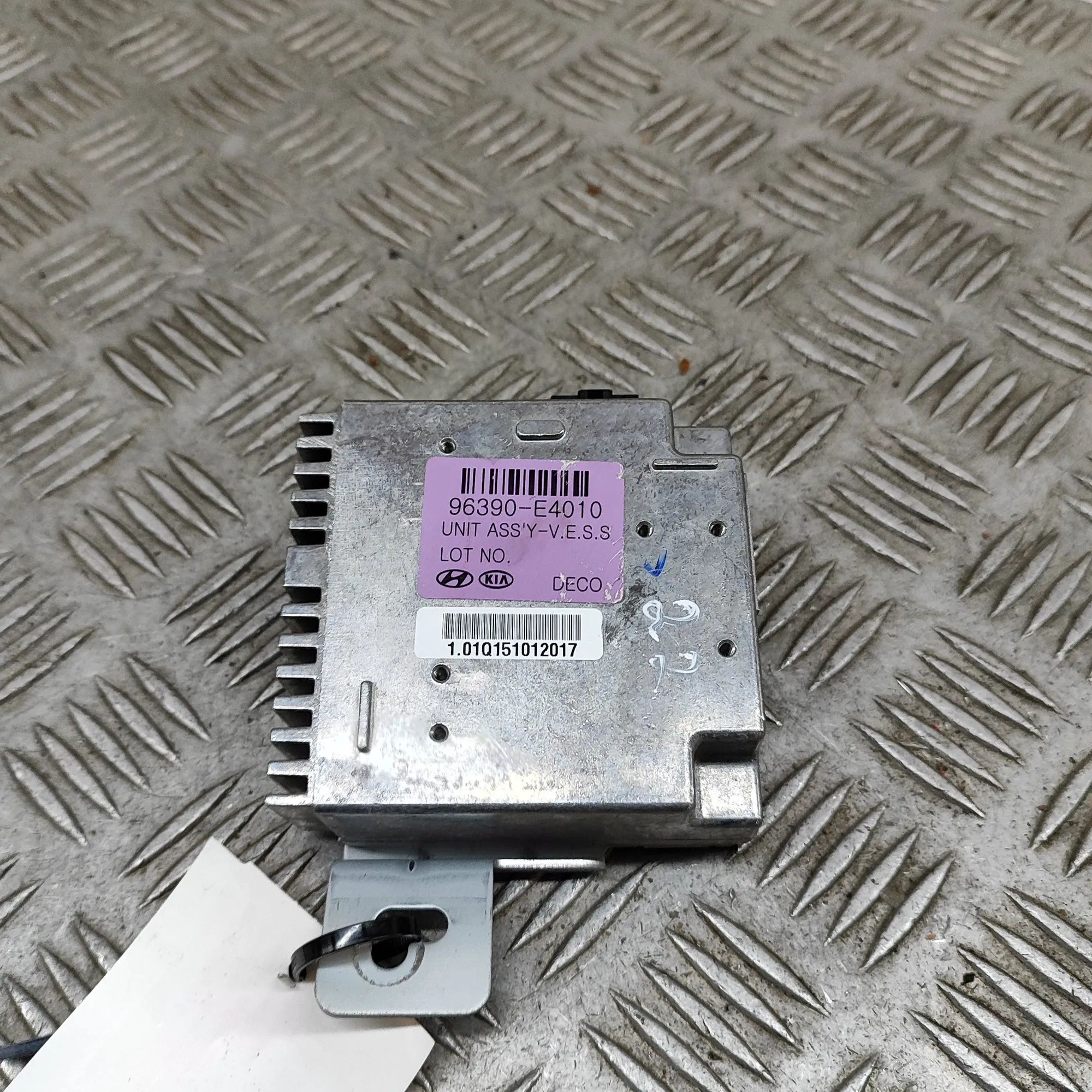 Kia Soul Engine Sound Control Unit Engine Sound Control Unit — KIA SOUL (II PS) (2...