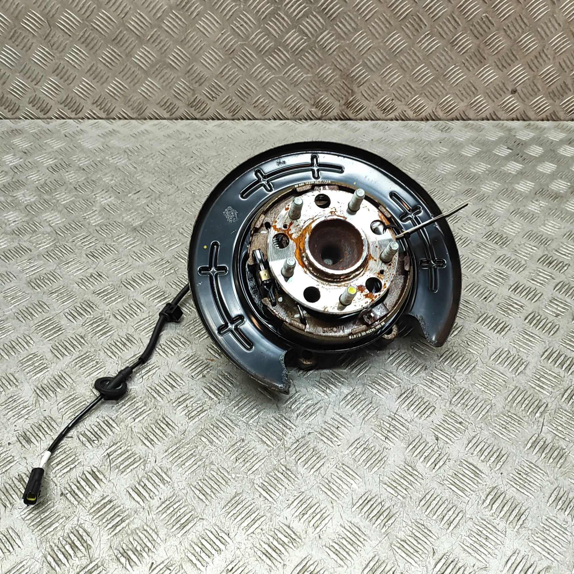 Kia Sportage Rear Right Wheel Hub Rear Right Wheel Hub — KIA SPORTAGE (QL) (2015-...