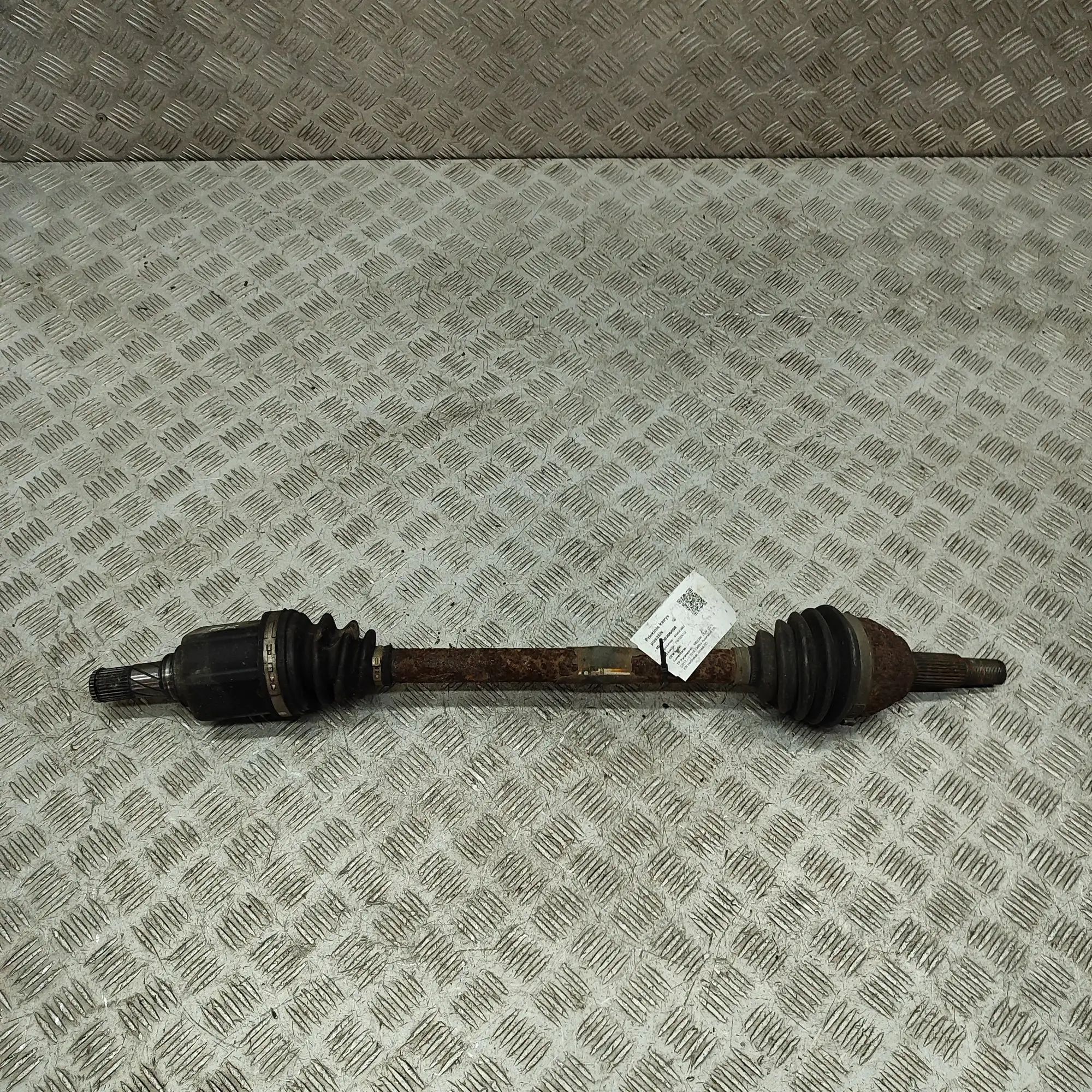 Nissan Leaf Front Left Driveshaft Front Left Driveshaft — NISSAN LEAF (ZE1) (2017...
