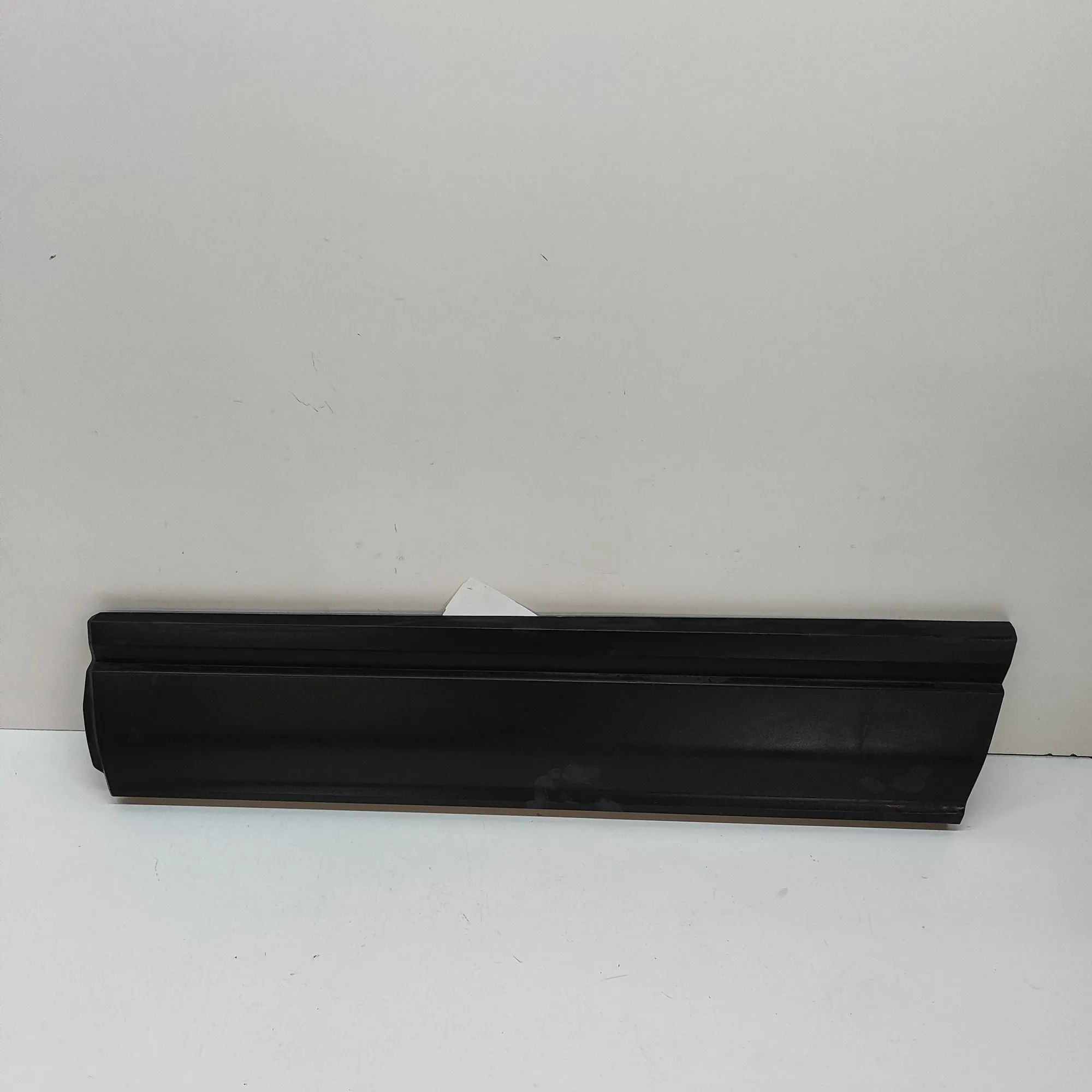 Mazda MX-30 Front Left Door Lower Molding Front Left Door Lower Molding — MAZDA MX-30 (DR...