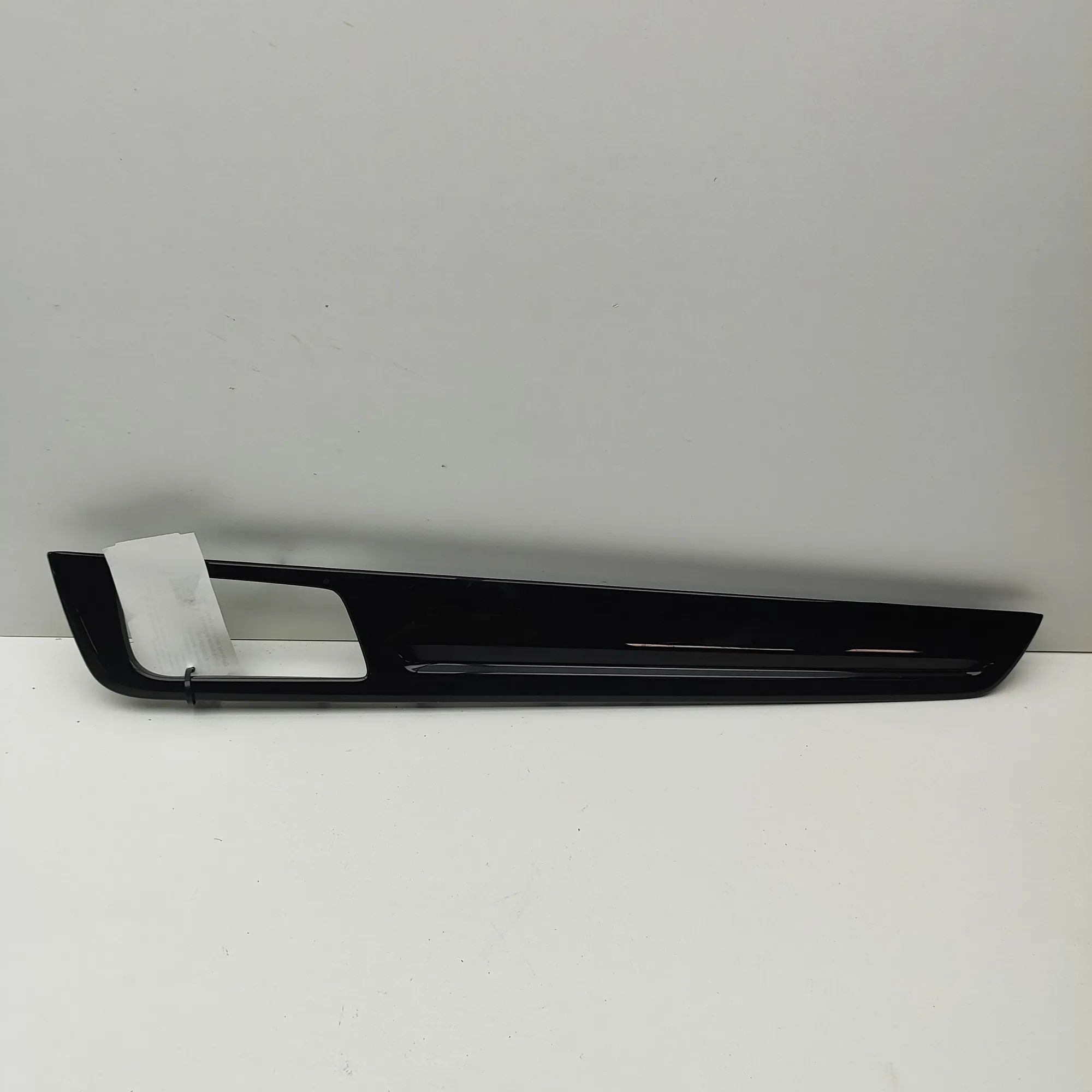 Porsche Cayenne Door panel trim — rear right Door panel trim — rear right — PORSCHE CAYENNE ...